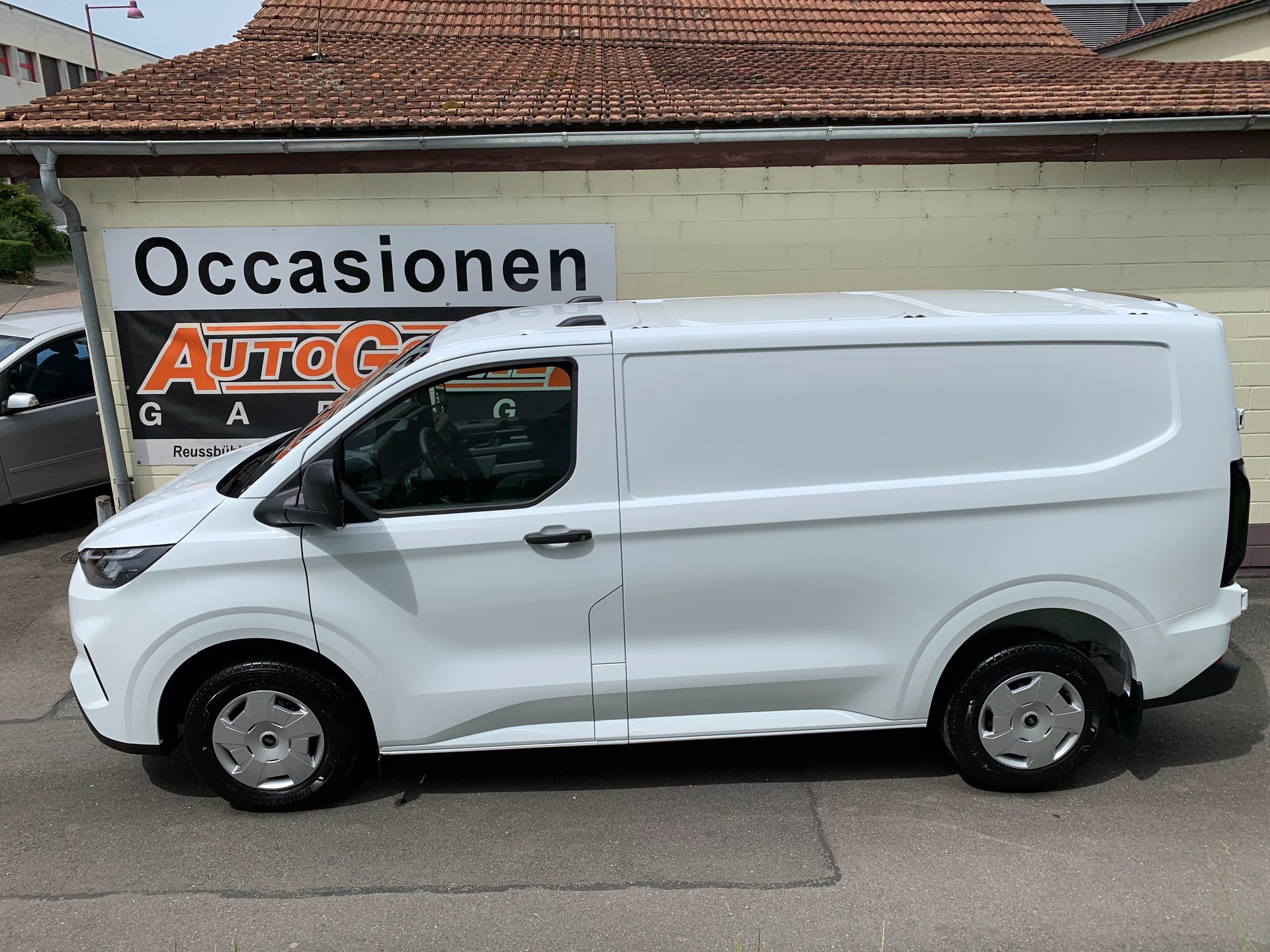 FORD Transit Custom VAN 320 L1H1 Trend-showroom-element-1