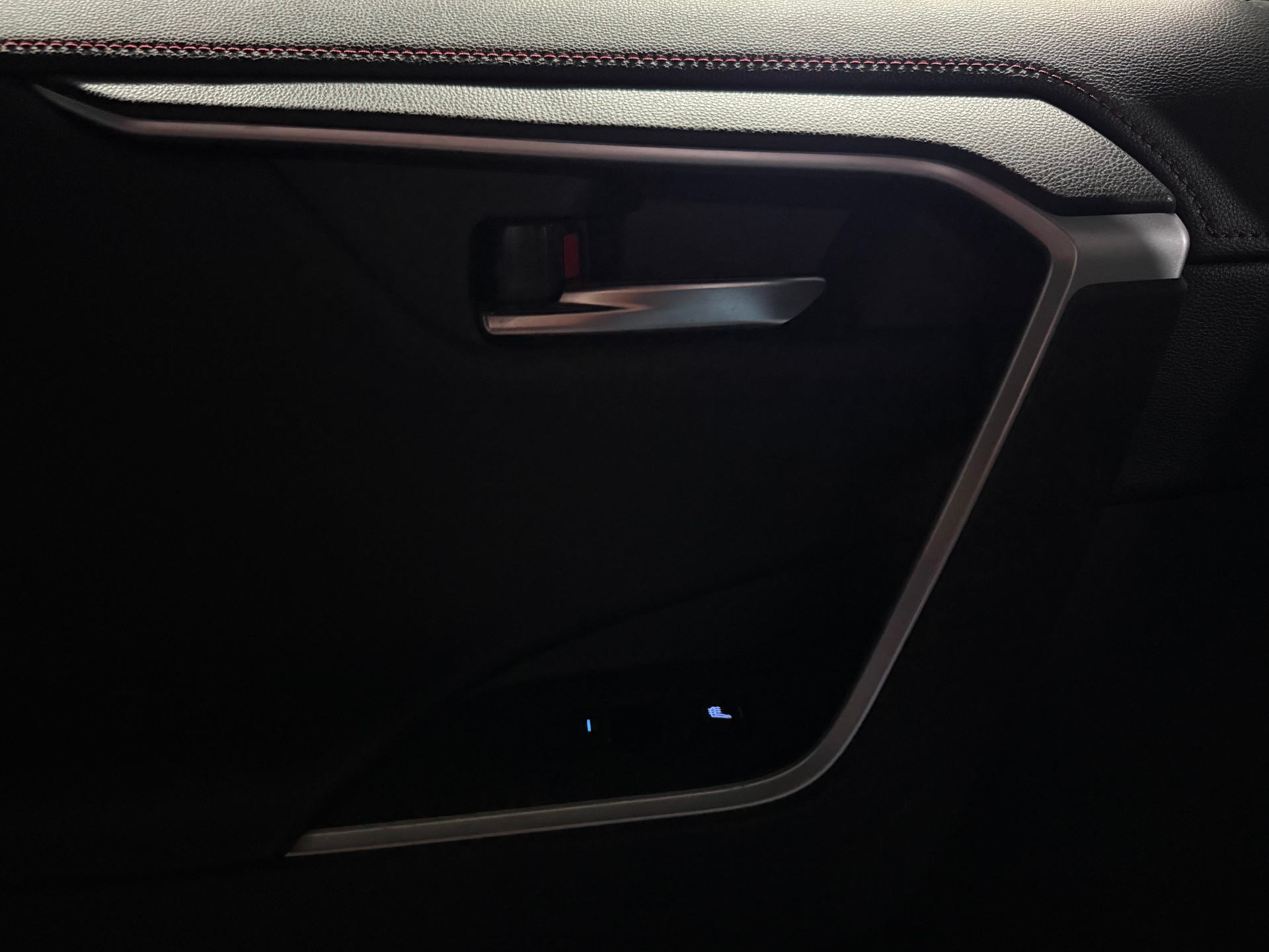 SUZUKI Across 2.5 Plug-in-Hybrid Compact Top E-CVT / TECHNOLOGIE TOYOTA RAV4 / Full Option-image-22