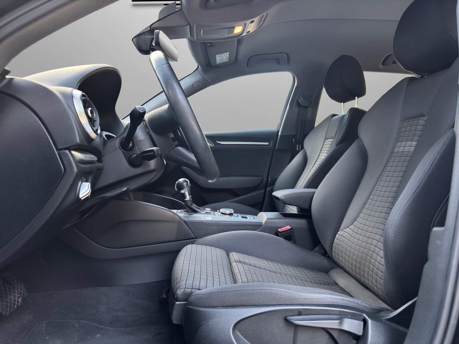 AUDI A3 Sportback 40 TFSI Sport quattro S-tronic-image-7