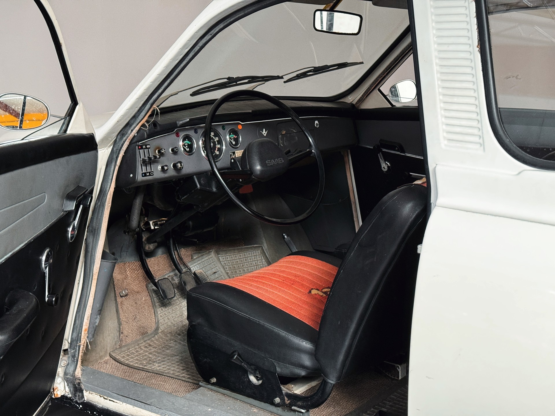 SAAB 95 V4-image-11