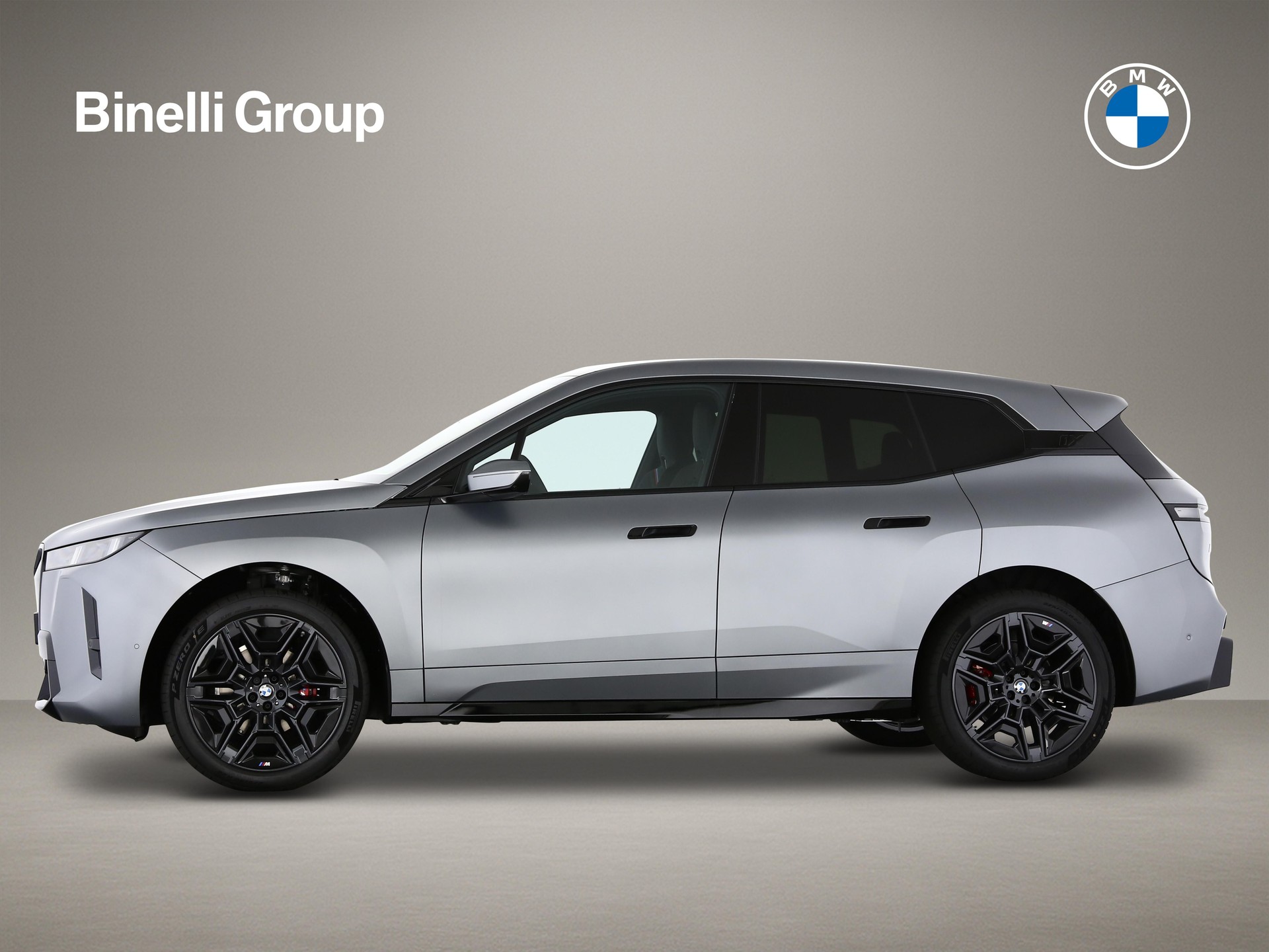 BMW iX xDrive60-image-2