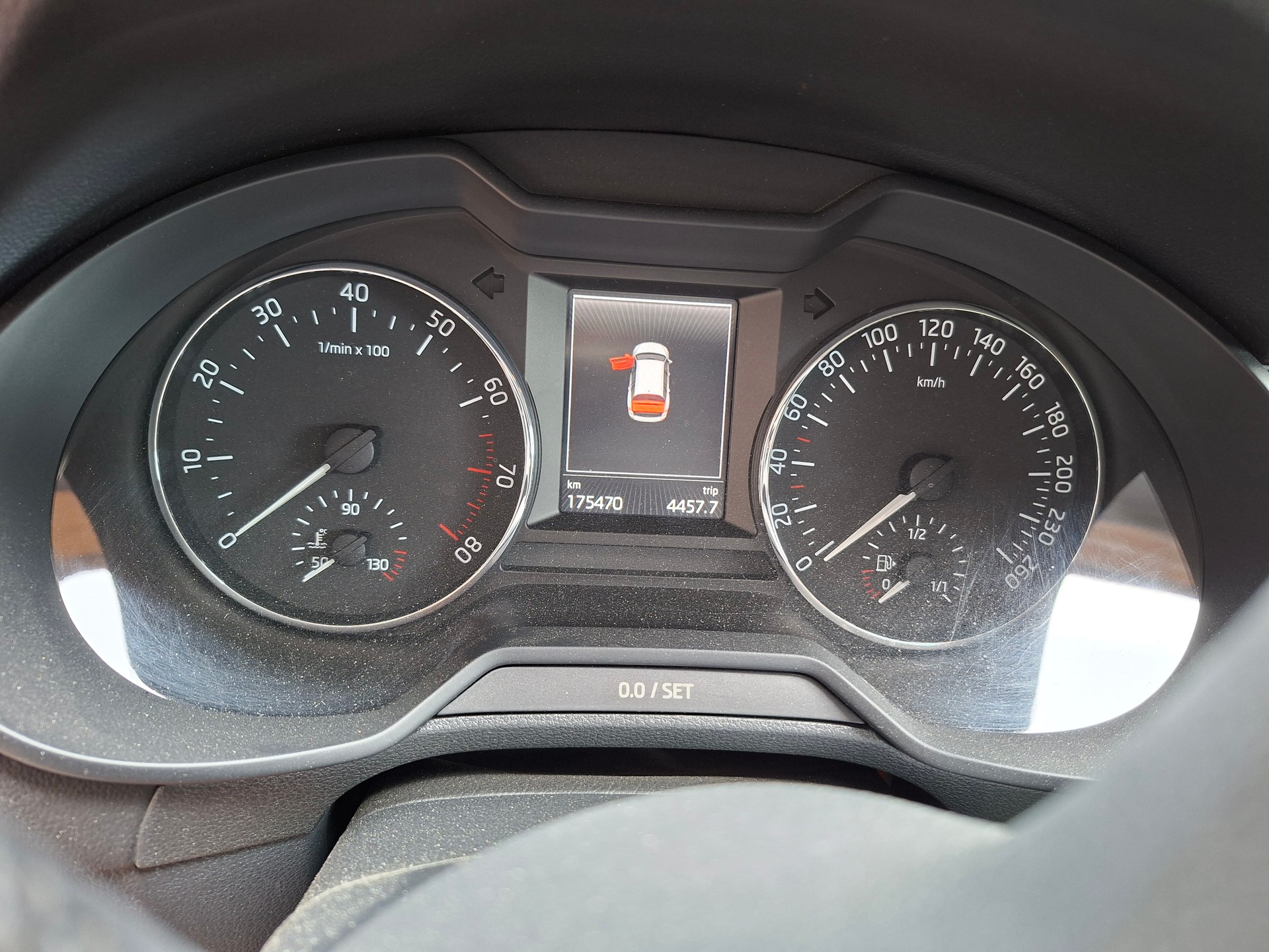 SKODA Octavia 1.8 TSI Elegance 4x4 DSG-image-3