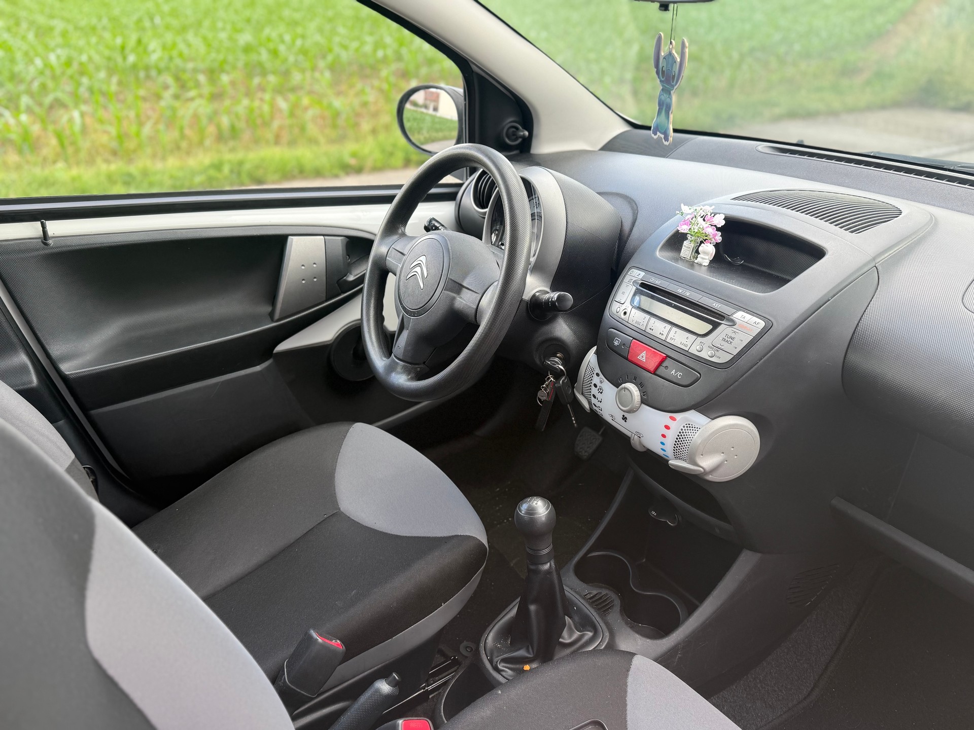 CITROEN C1 1.0i Attraction-image-8