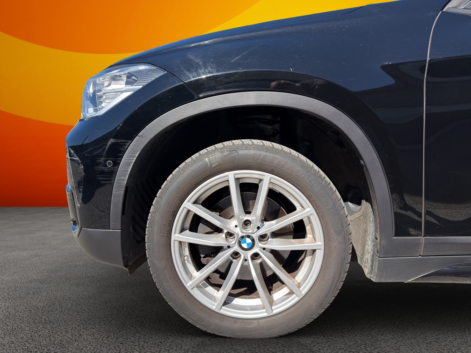 BMW X1 sDrive 18d xLine-image-13