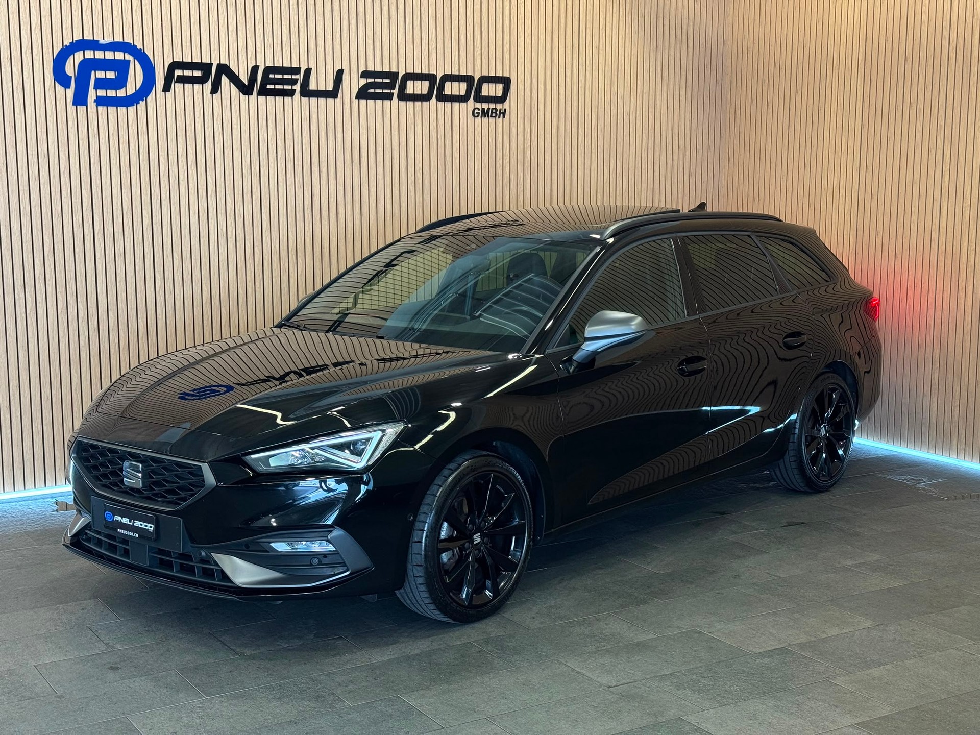 SEAT Leon ST 1.5 eTSI mHEV DSG Hola FR-image-0