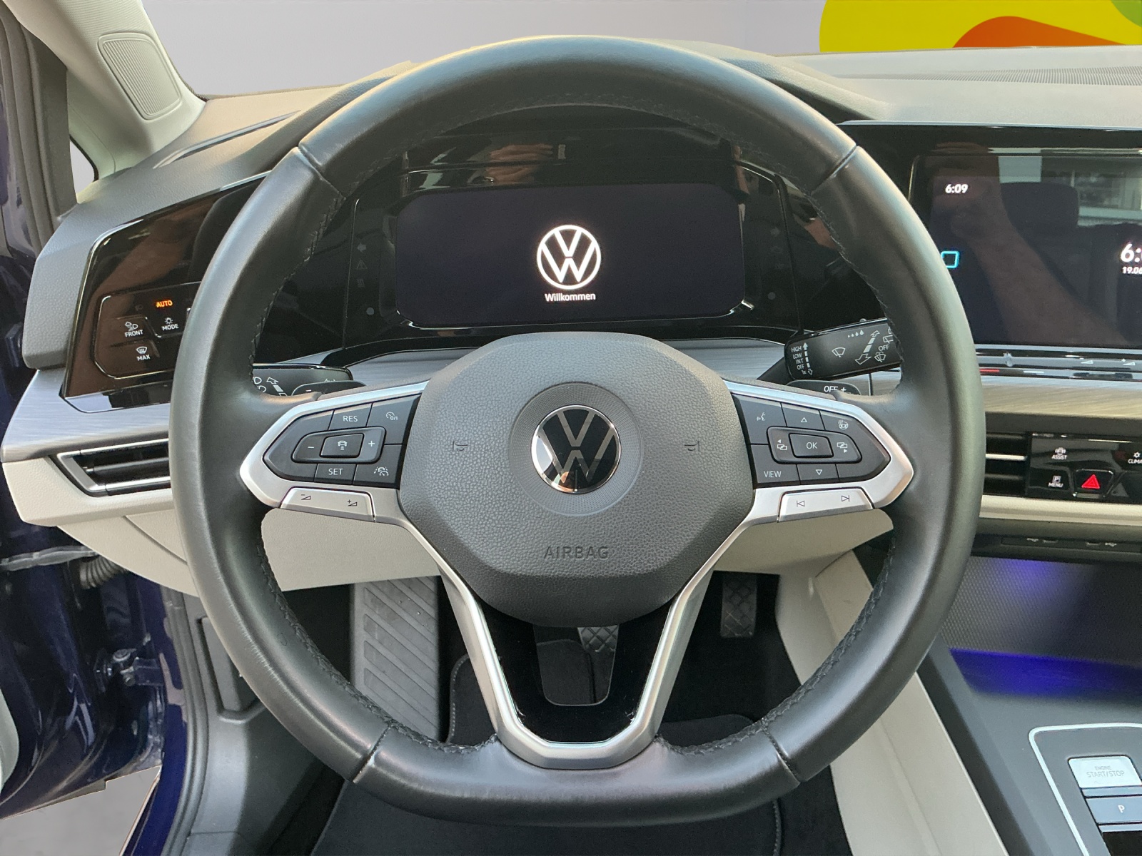 VW Golf 1.5 eTSI mHEV ACT Style DSG-image-5