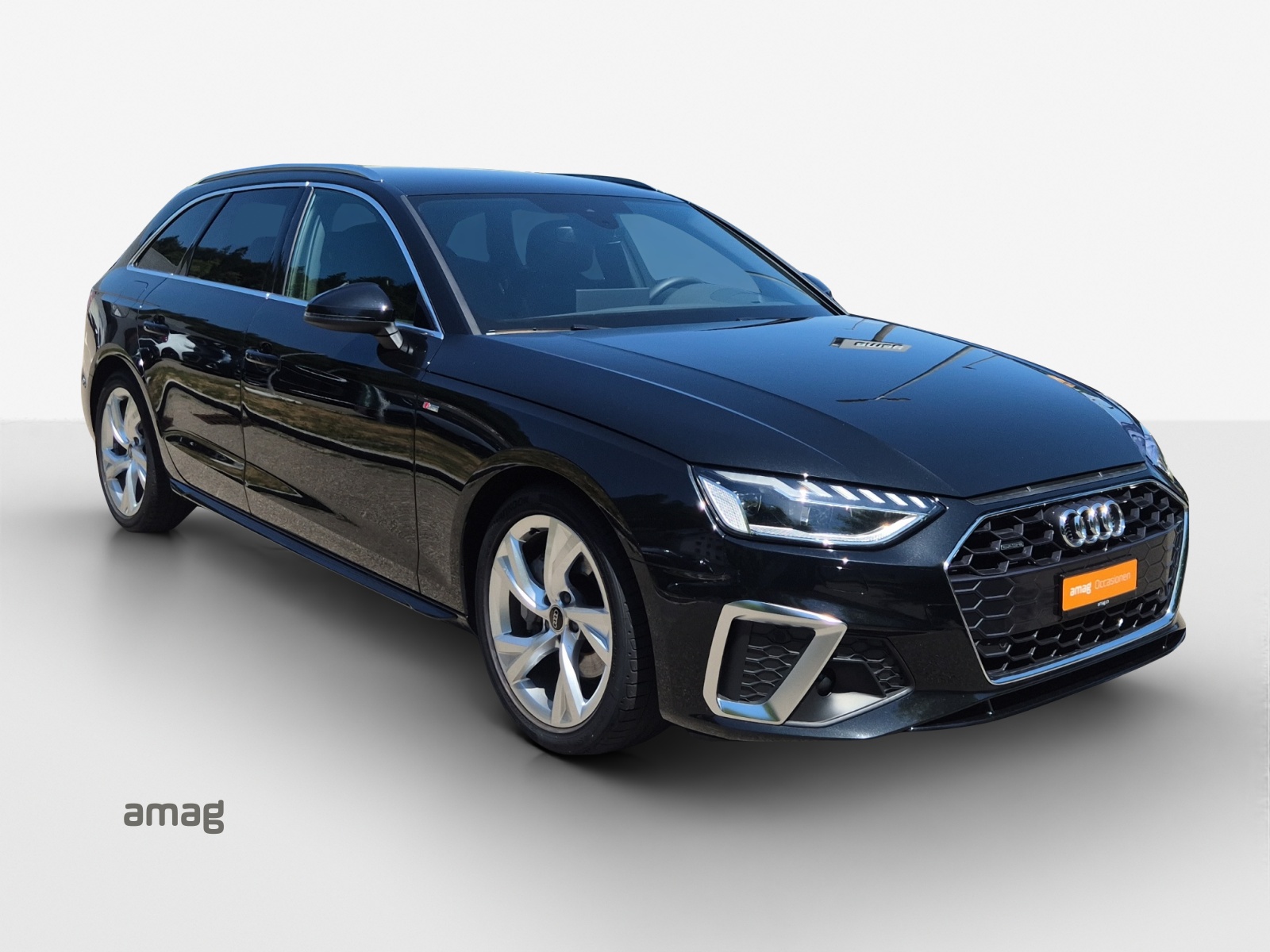 AUDI A4 Avant 40 TFSI S line S-tronic quattro-image-5