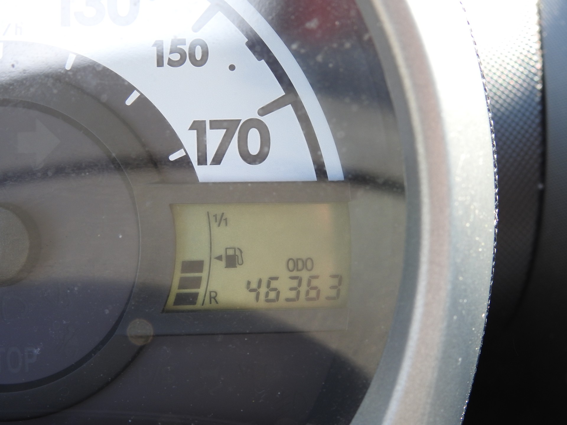 PEUGEOT 107 1.0 Active-image-22