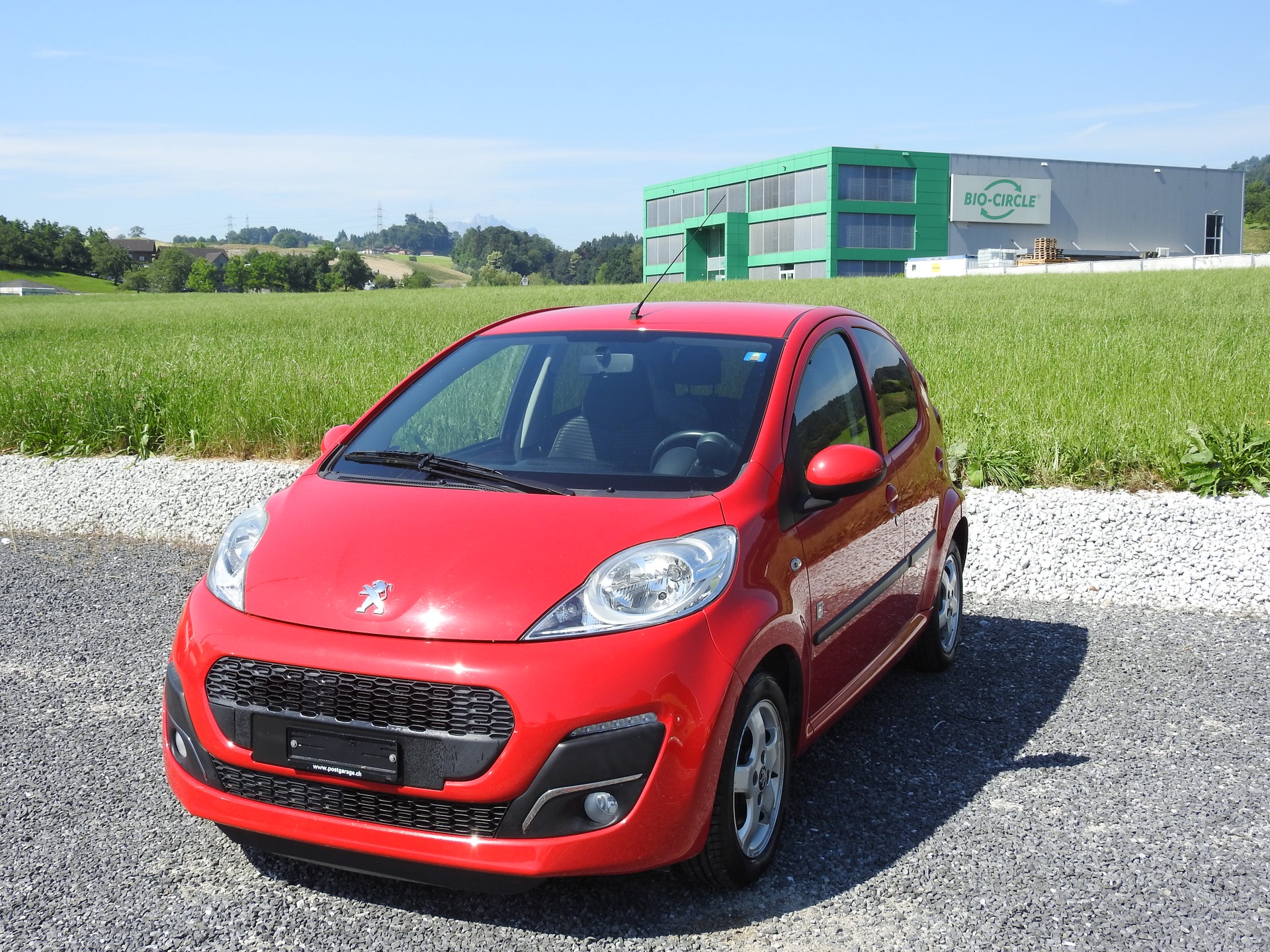 PEUGEOT 107 1.0 Active-image-0