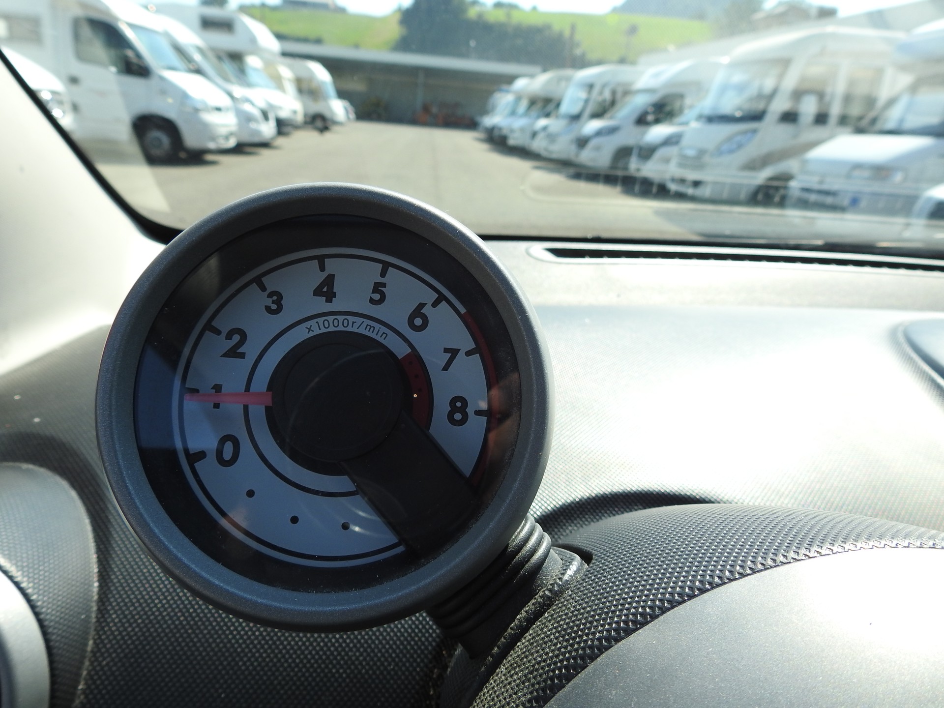 PEUGEOT 107 1.0 Active-image-23