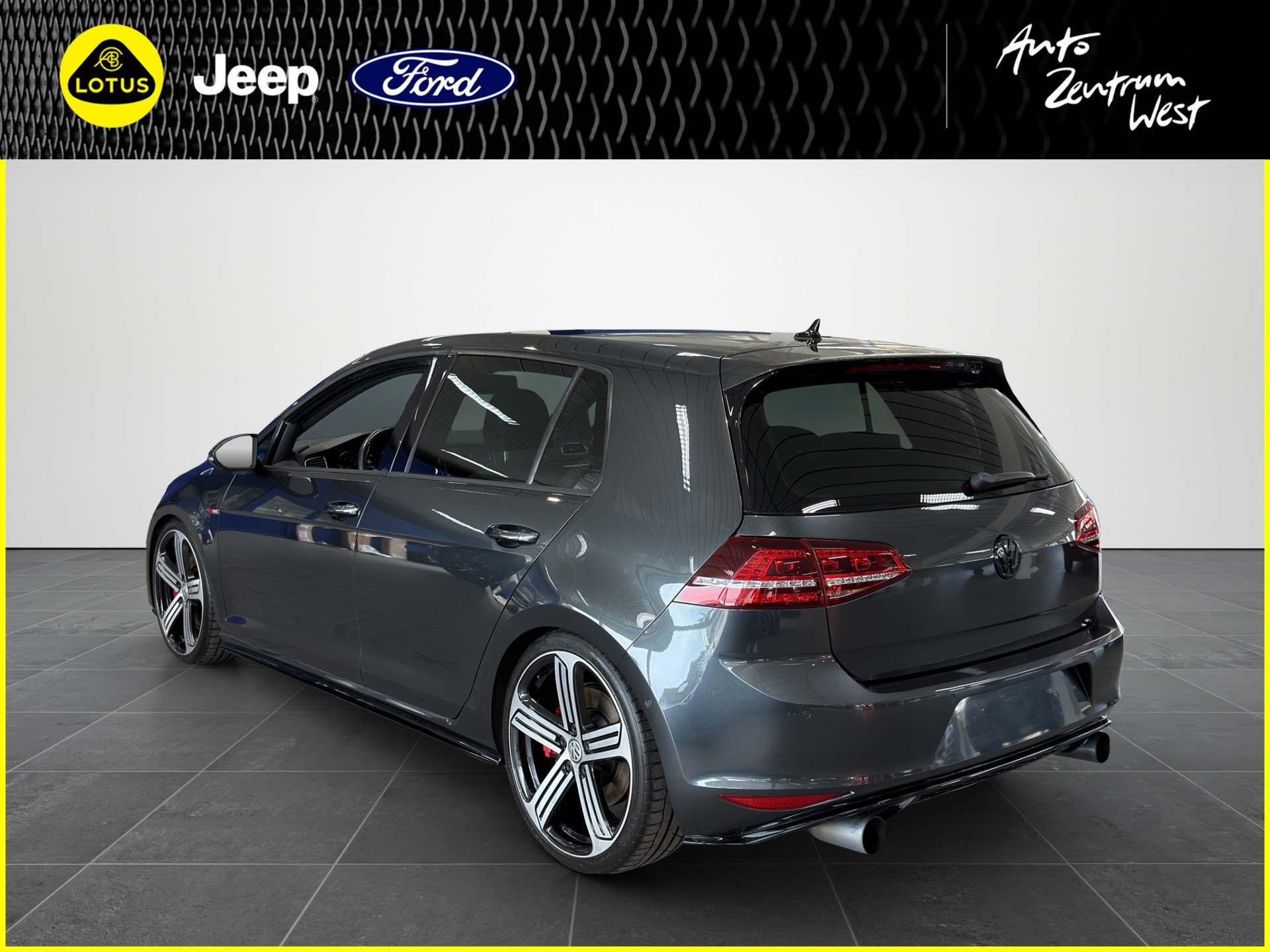 VW Golf 2.0 TSI GTI Performance-image-2