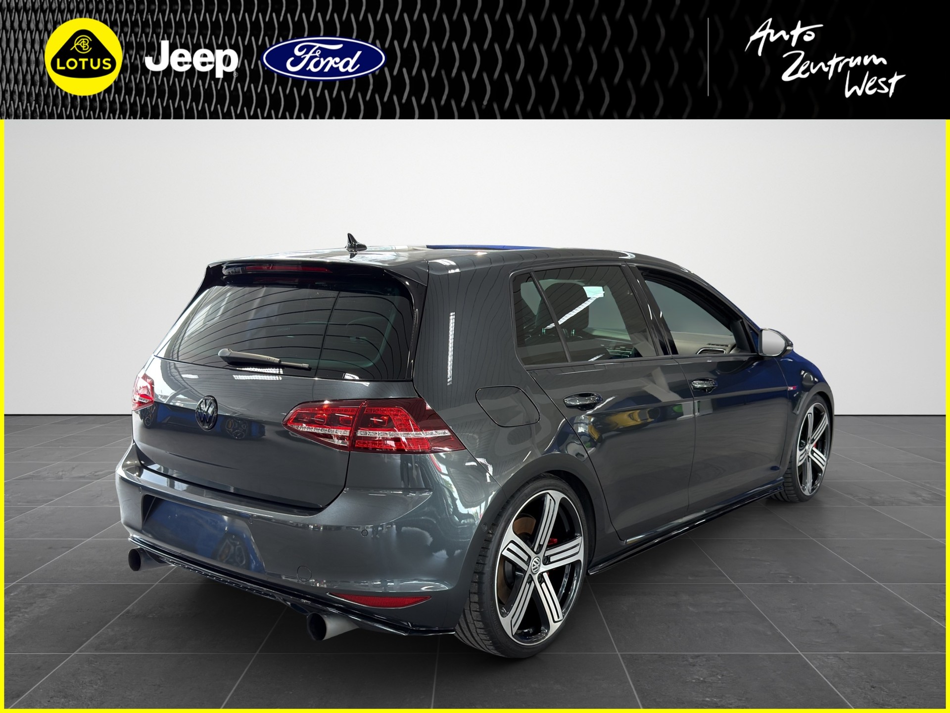 VW Golf 2.0 TSI GTI Performance-image-4