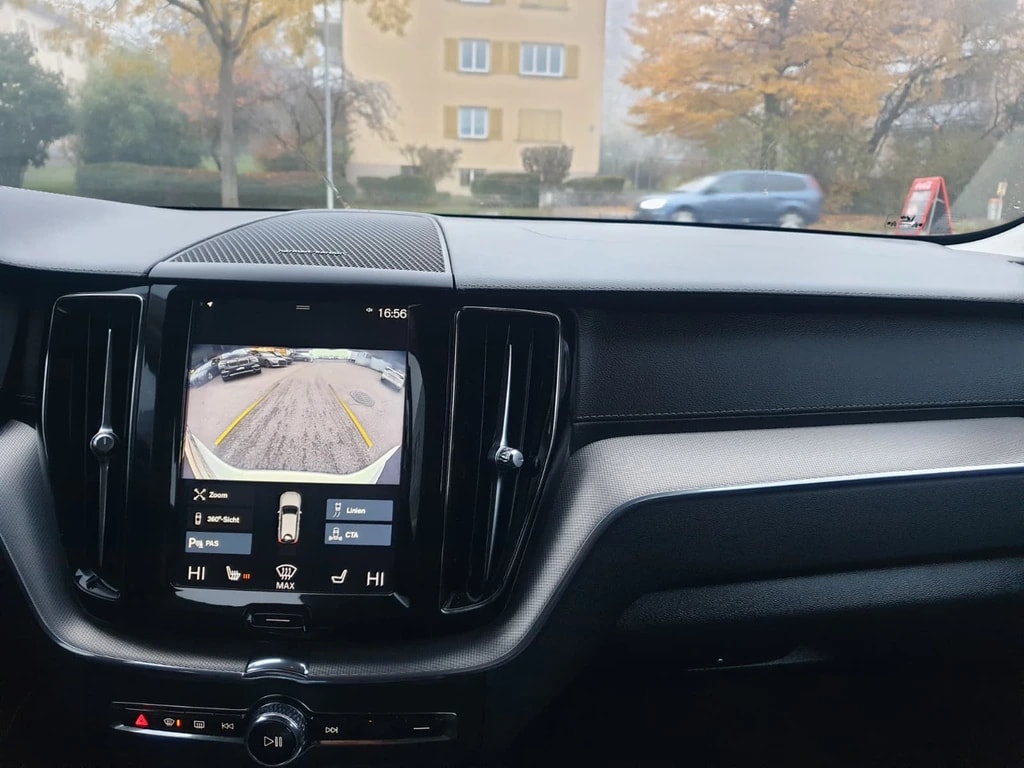 VOLVO XC60 B4 Diesel Mild Hybrid AWD Inscription Geartronic ** Voll-Leder ** Gr-Navi ** RF-Kamera 360° ** Sitzmemory ** Ab MFK **-image-9