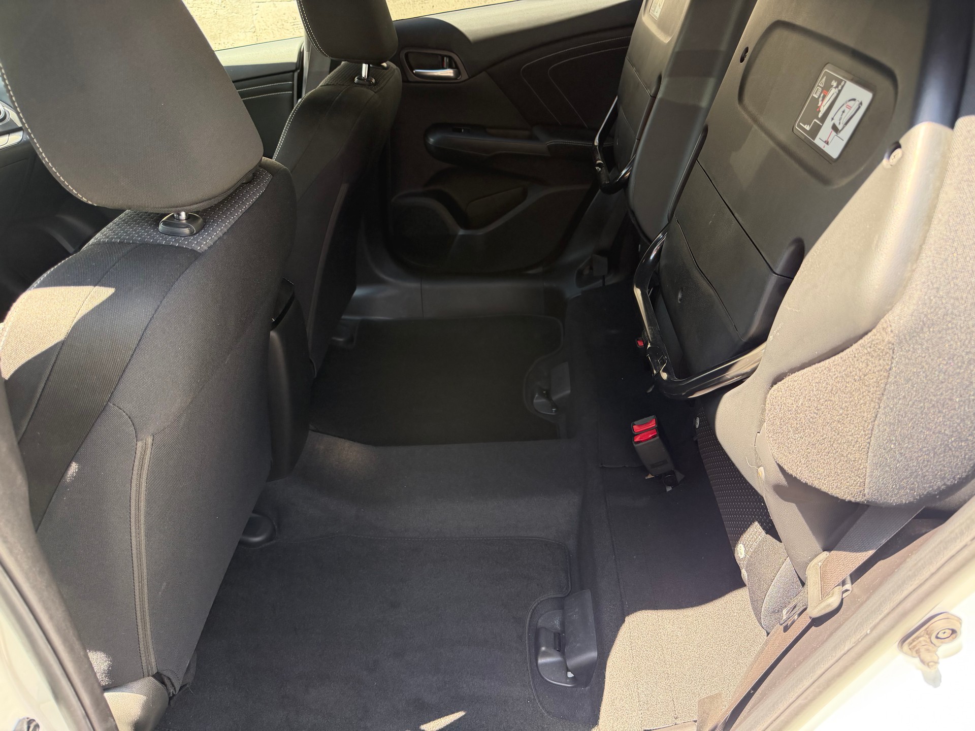 HONDA Civic 1.6 i-DTEC Sport-image-9