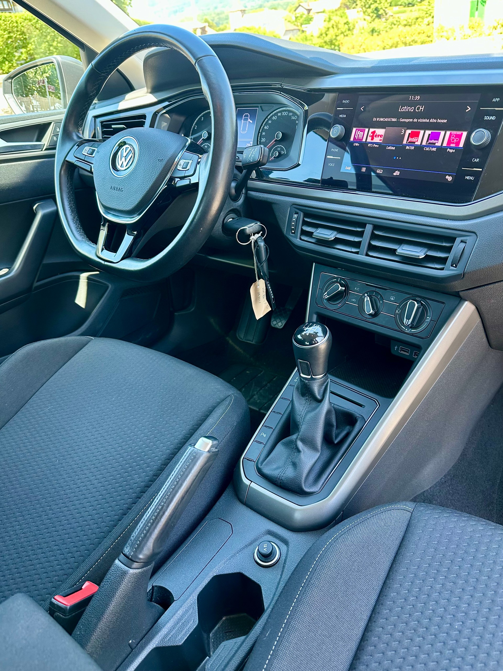 VW Polo 1.0 TSI BMT Comfortline-image-10
