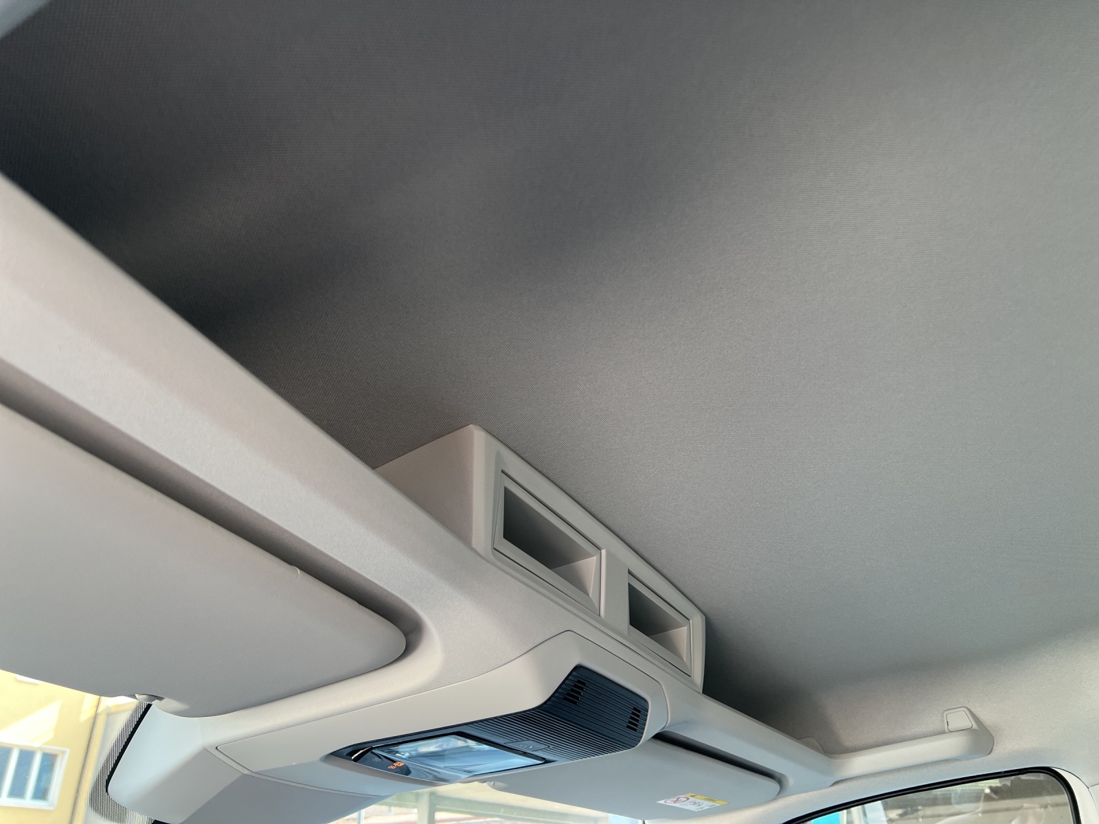 VW Crafter 35 2.0 BiTDI L3 HD-image-11