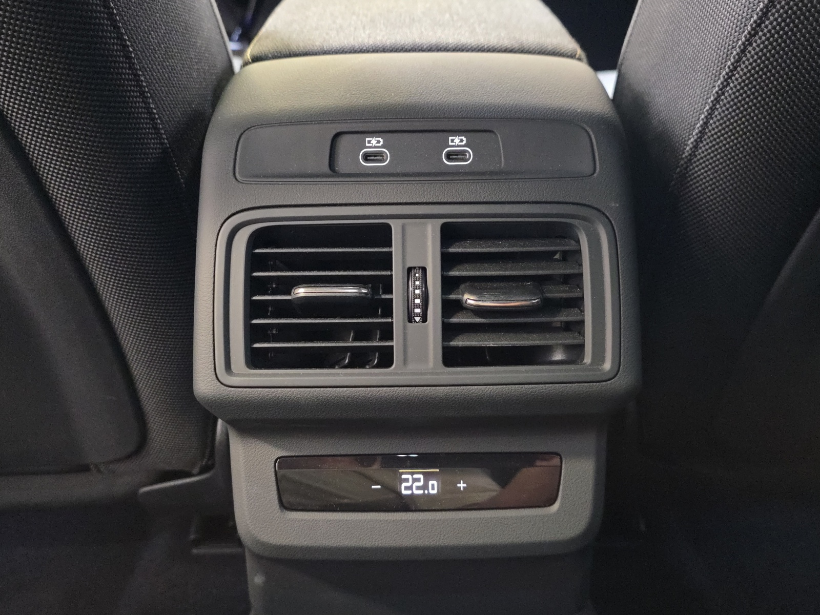 AUDI Q5 TFSI quatto 150 kW S-tronic-image-15
