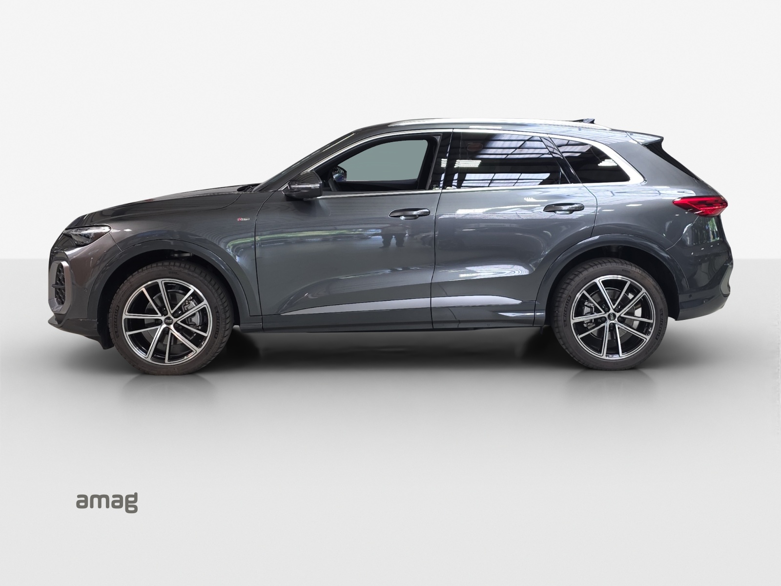 AUDI Q5 TFSI quatto 150 kW S-tronic-image-1
