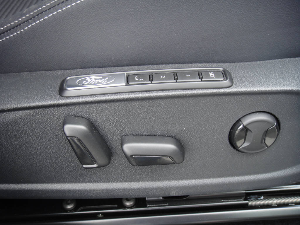 FORD Capri Extended Range Premium-image-8
