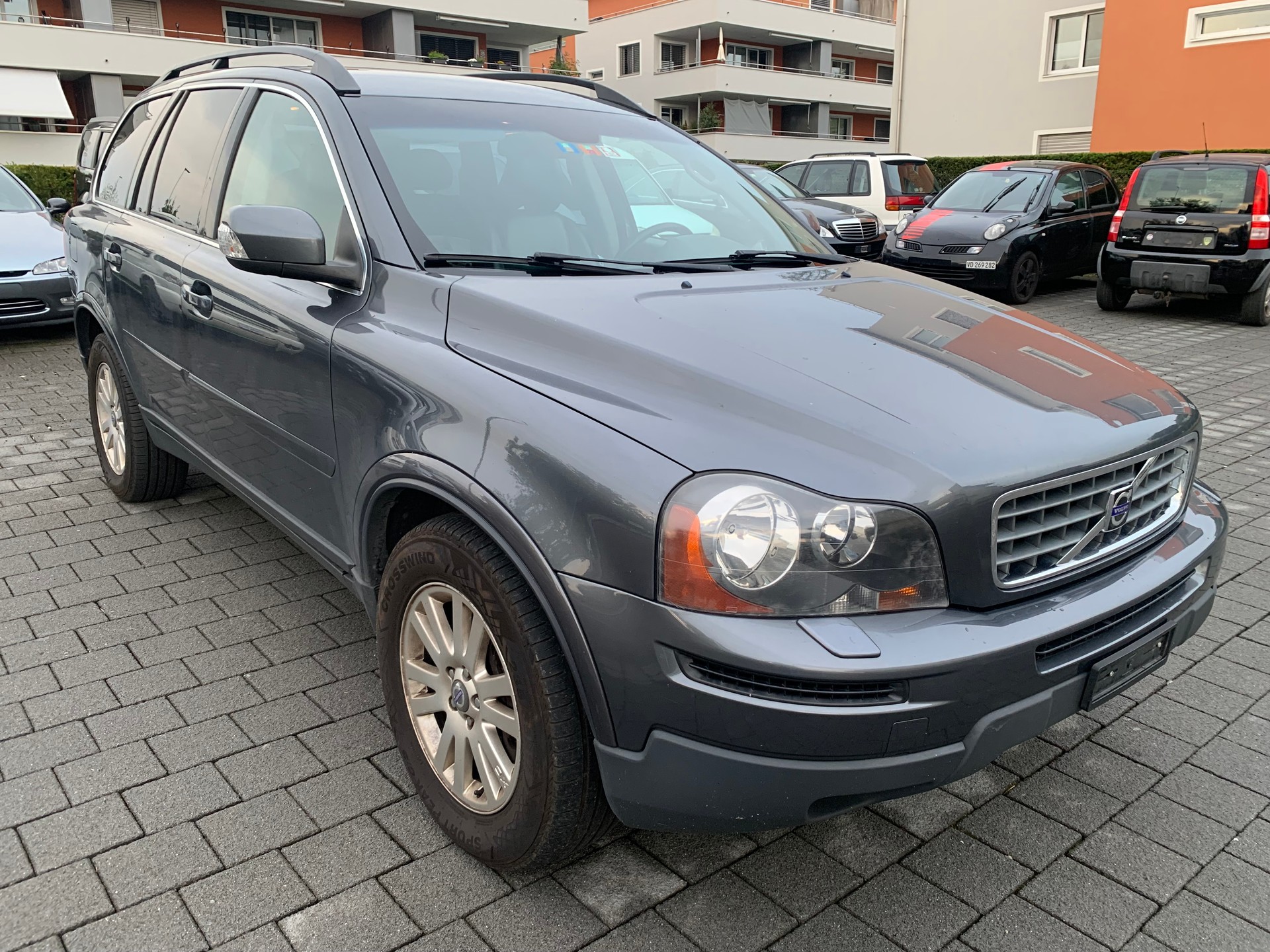 VOLVO XC90 D5 AWD Summum-image-1