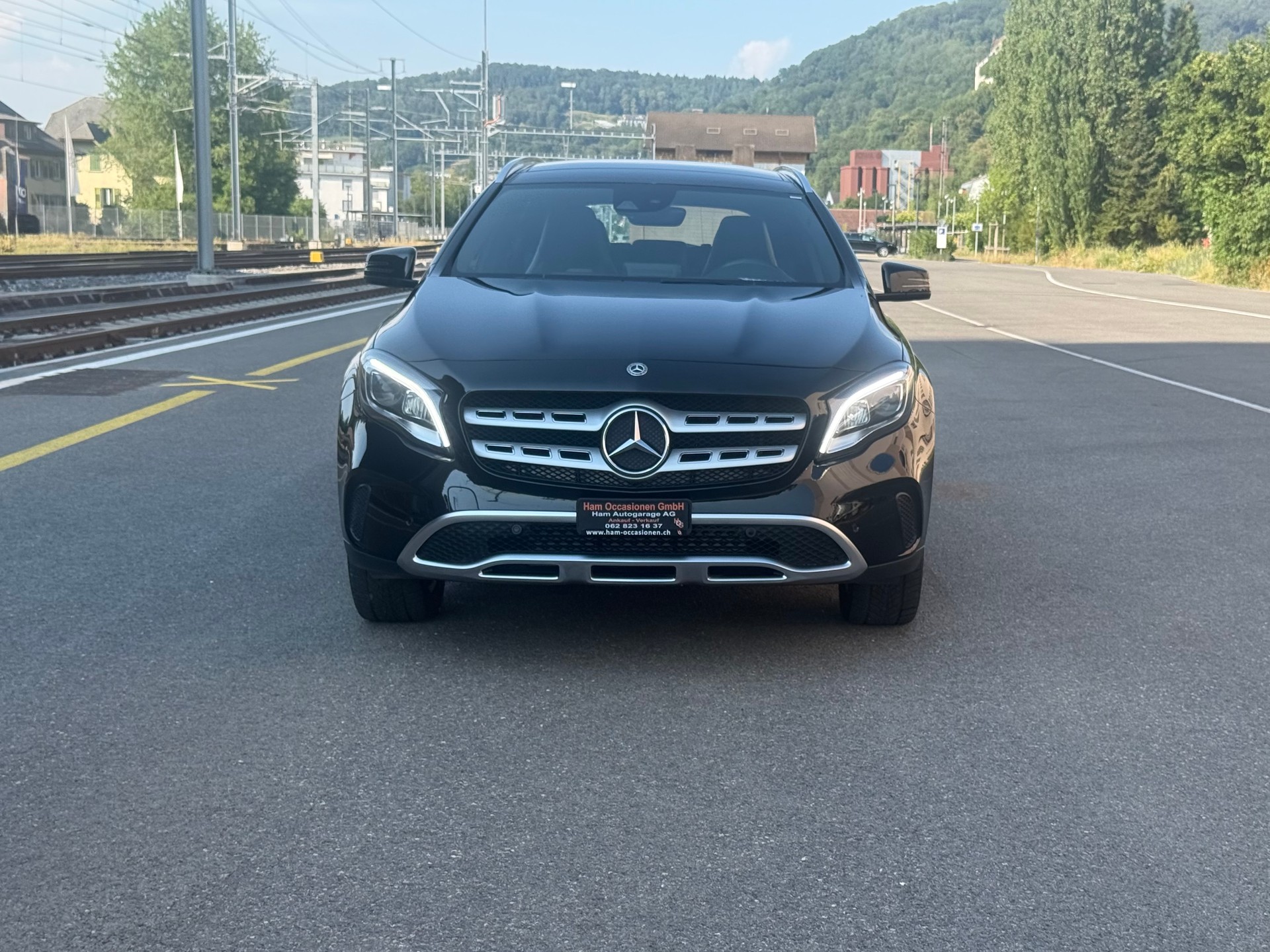 MERCEDES-BENZ GLA 250 Urban 4Matic 7G-DCT-image-0