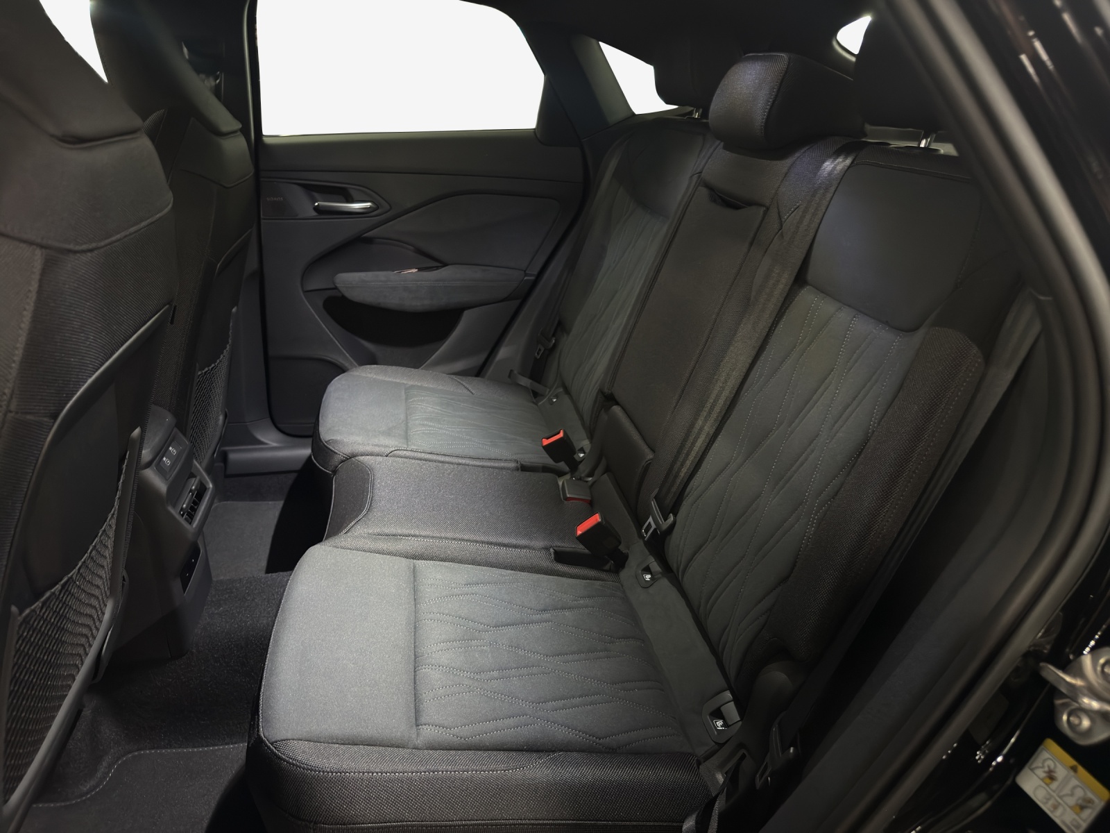 AUDI Q3 Sportback e-hybrid 200 kW S tronig-image-11