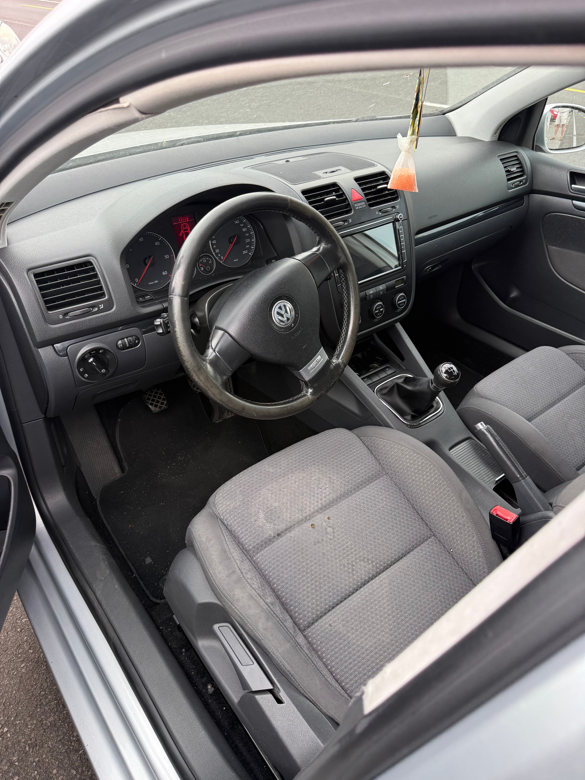VW Golf 2.0 TDI GT-image-5