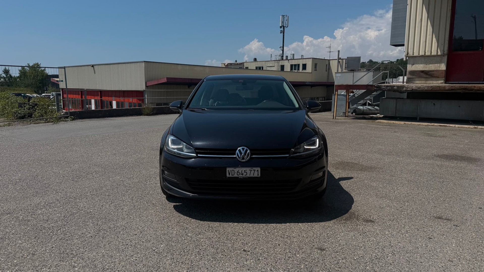 VW Golf 2.0 TDI Highline DSG-image-1