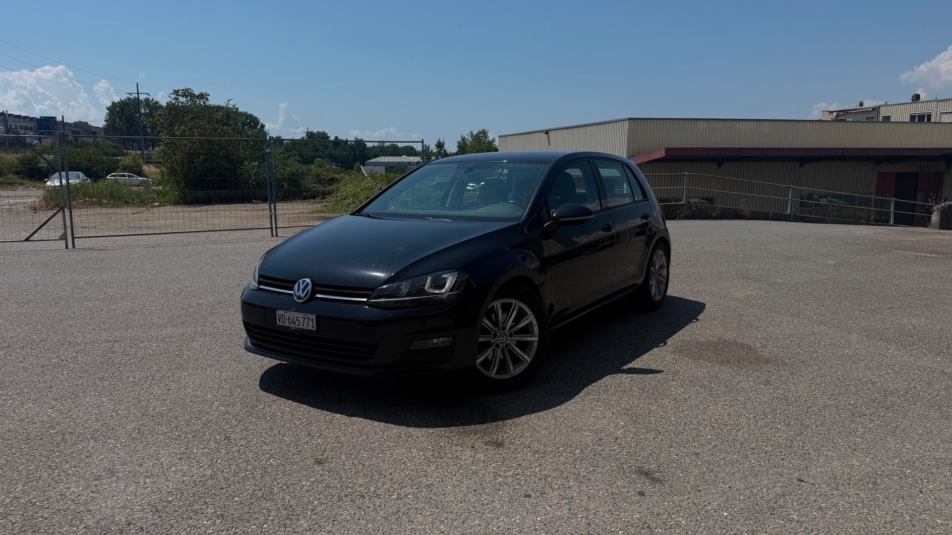VW Golf 2.0 TDI Highline DSG-image-2