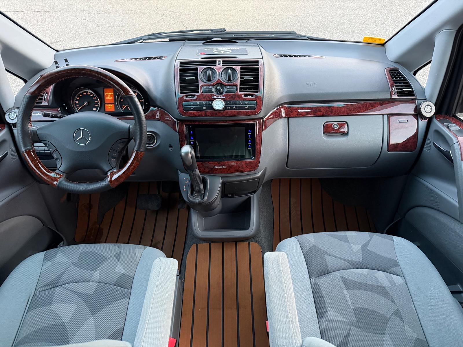 MERCEDES-BENZ Viano 3.0 CDI Fun L Automat-image-8