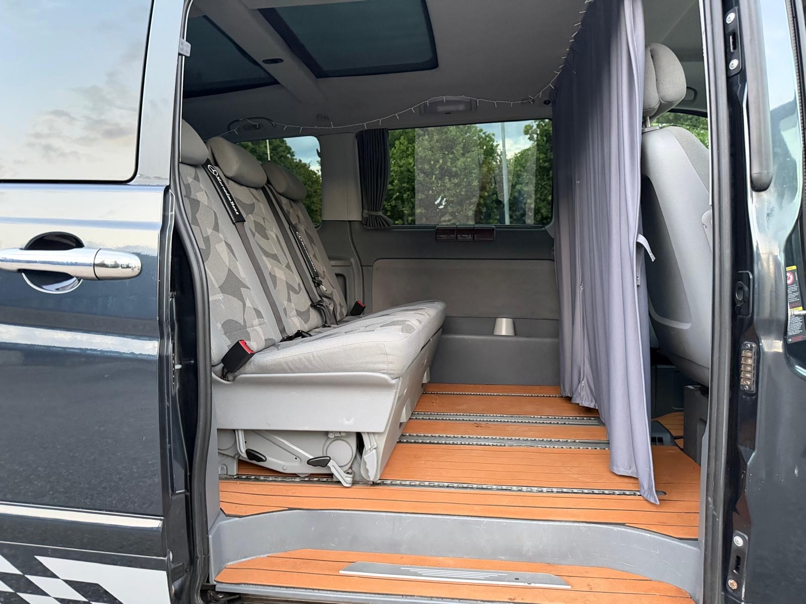 MERCEDES-BENZ Viano 3.0 CDI Fun L Automat-image-13