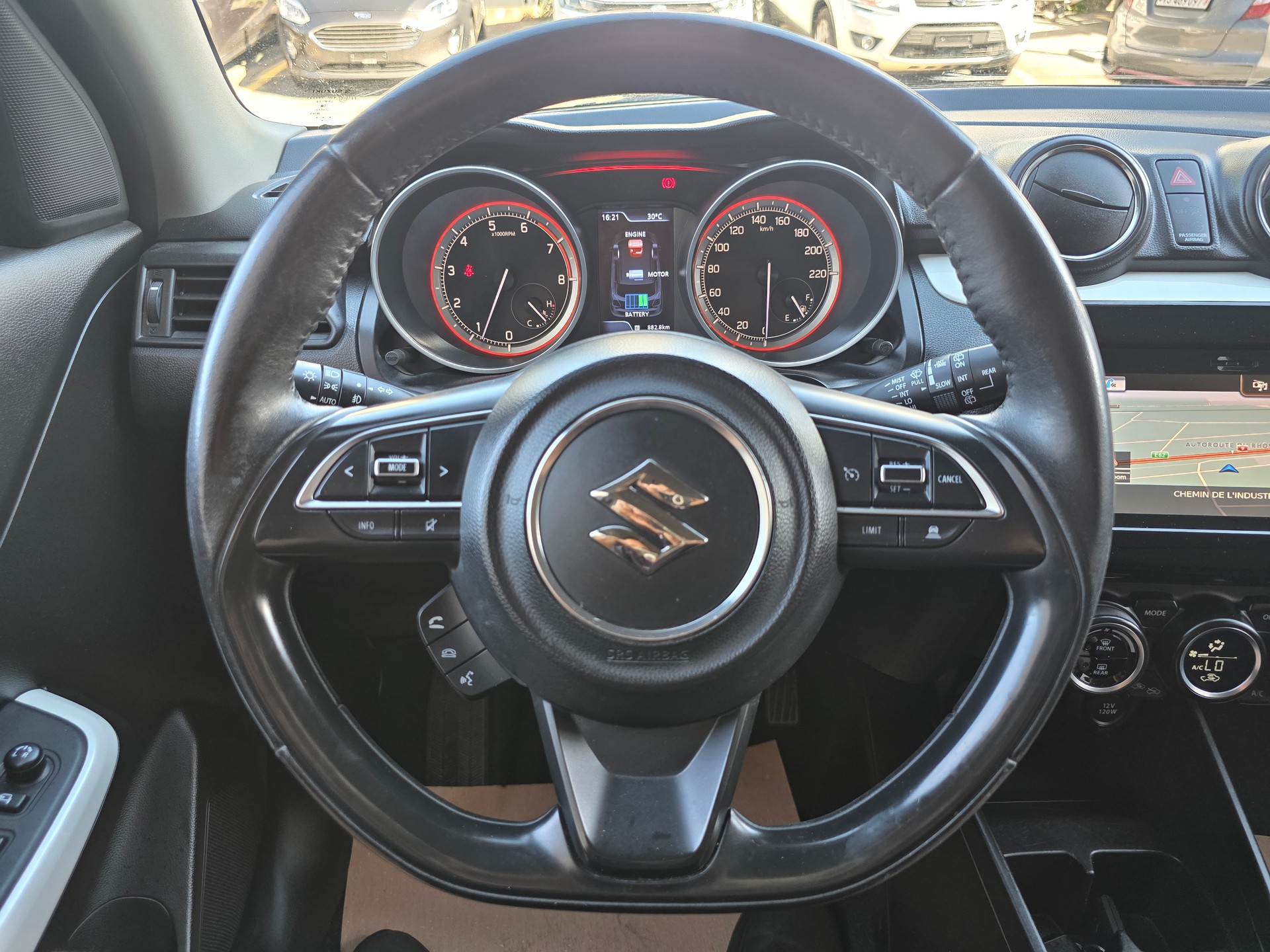 SUZUKI Swift 1.2i 16V SHVS Compact Top Hybrid Allgrip 4x4-image-9