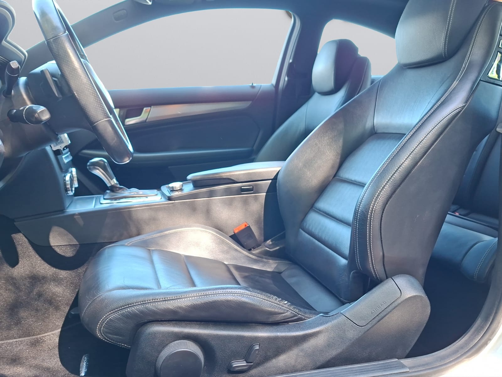 MERCEDES-BENZ C 350 Coupé 7G-Tronic-image-10