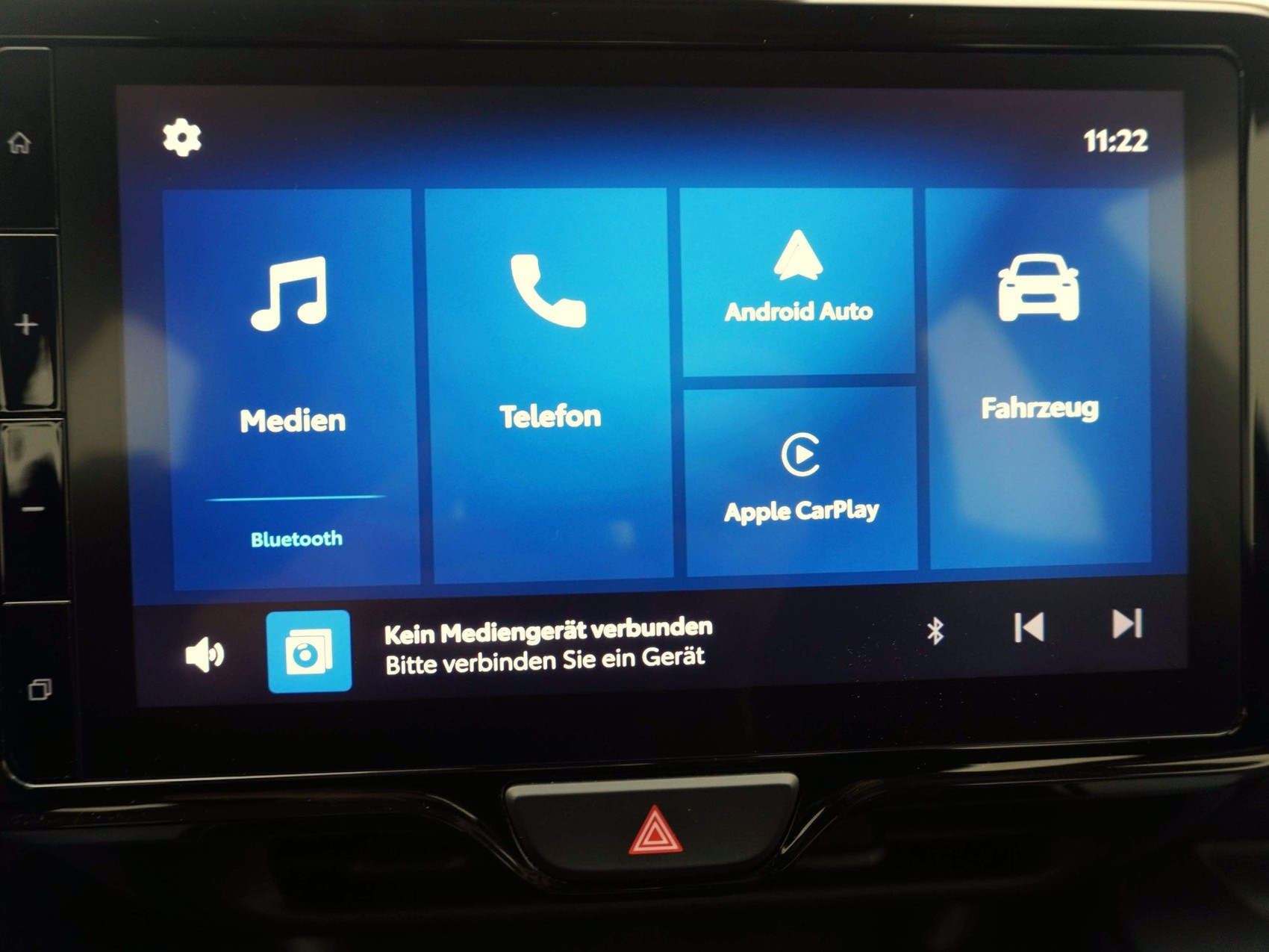 MAZDA 2 1.5 Hybrid Exclusive-Line-image-12