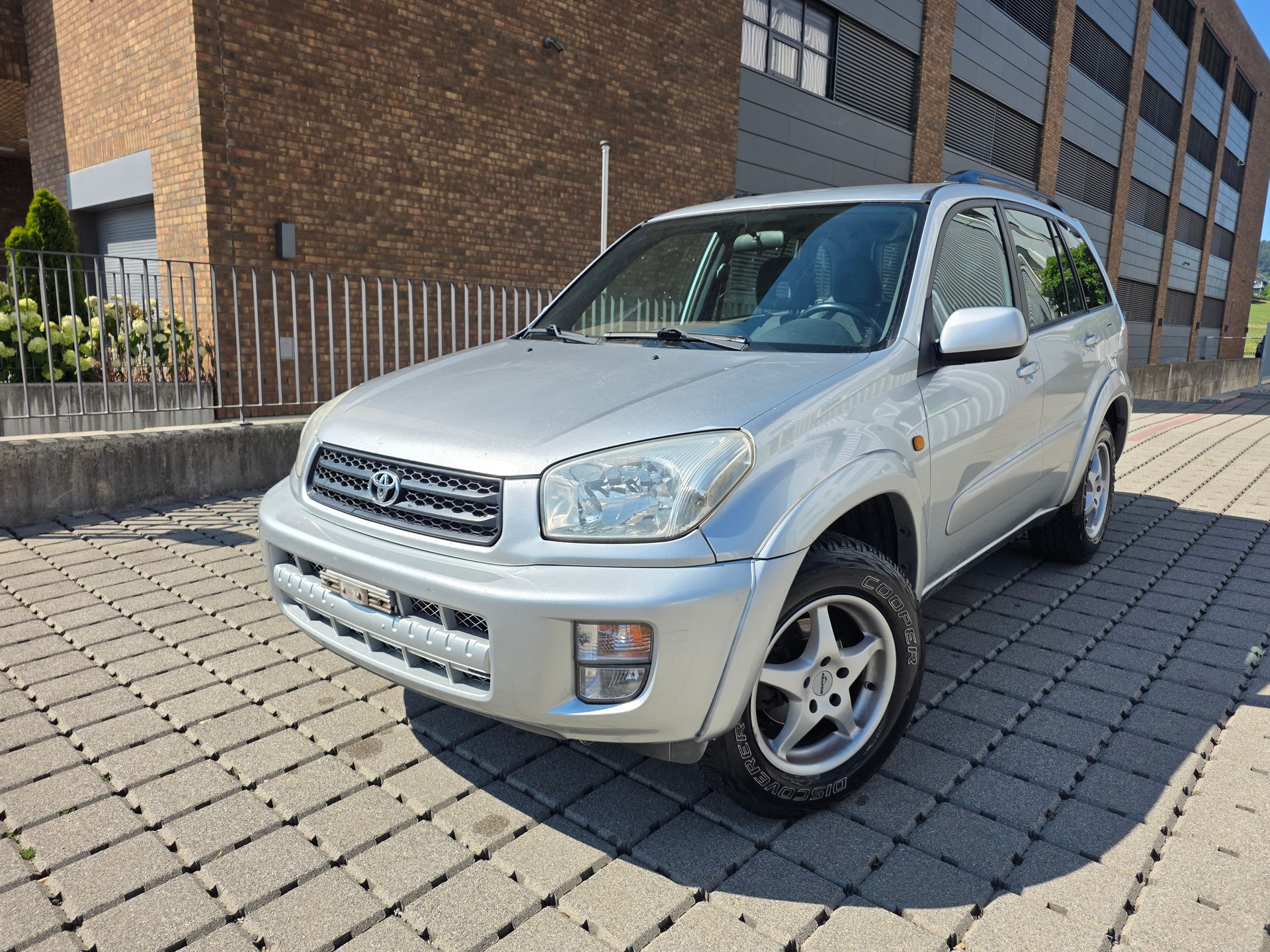 TOYOTA RAV-4 2.0 16V Linea Sol-image-0