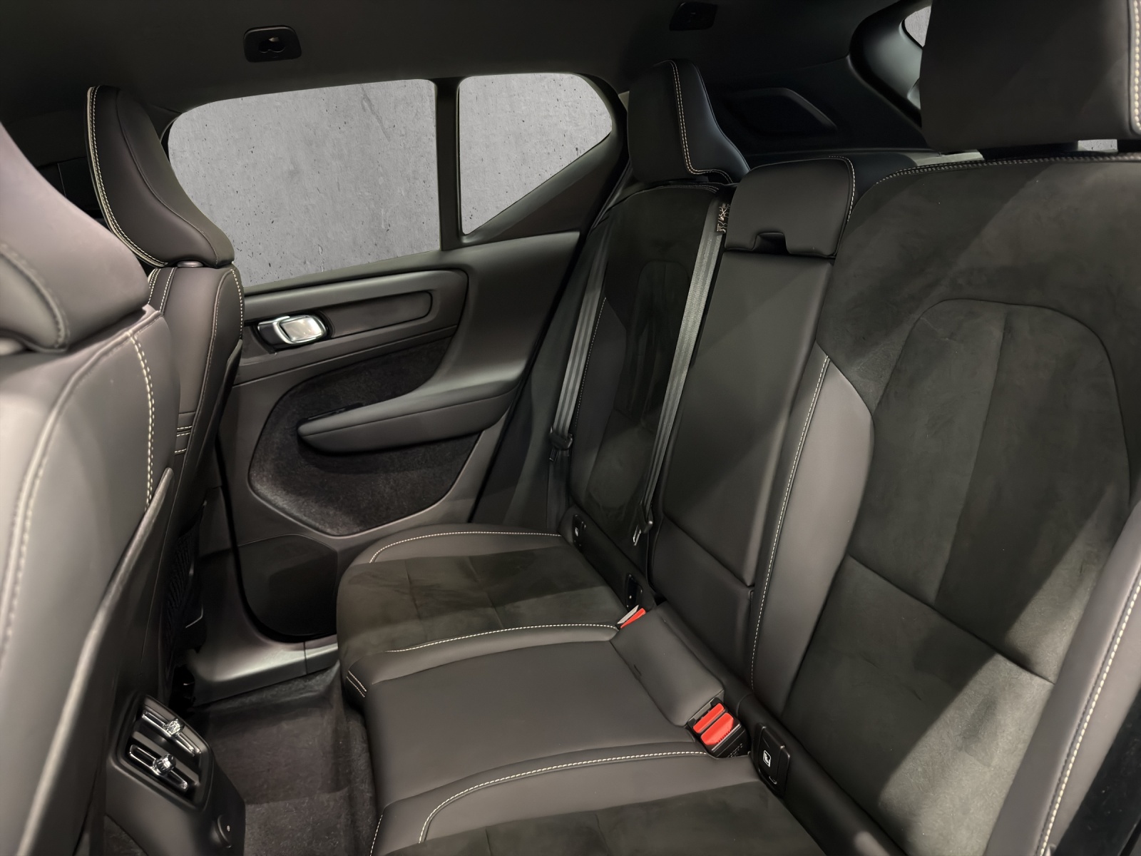 Image VOLVO XC40 XC40 T4 PHEV Plus Dark DCT