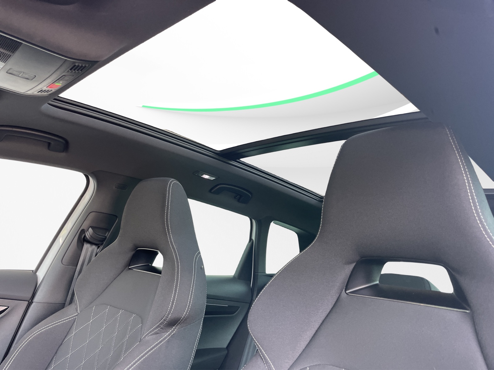 SKODA Karoq 2.0 TSI SportLine 4x4 DSG-image-7