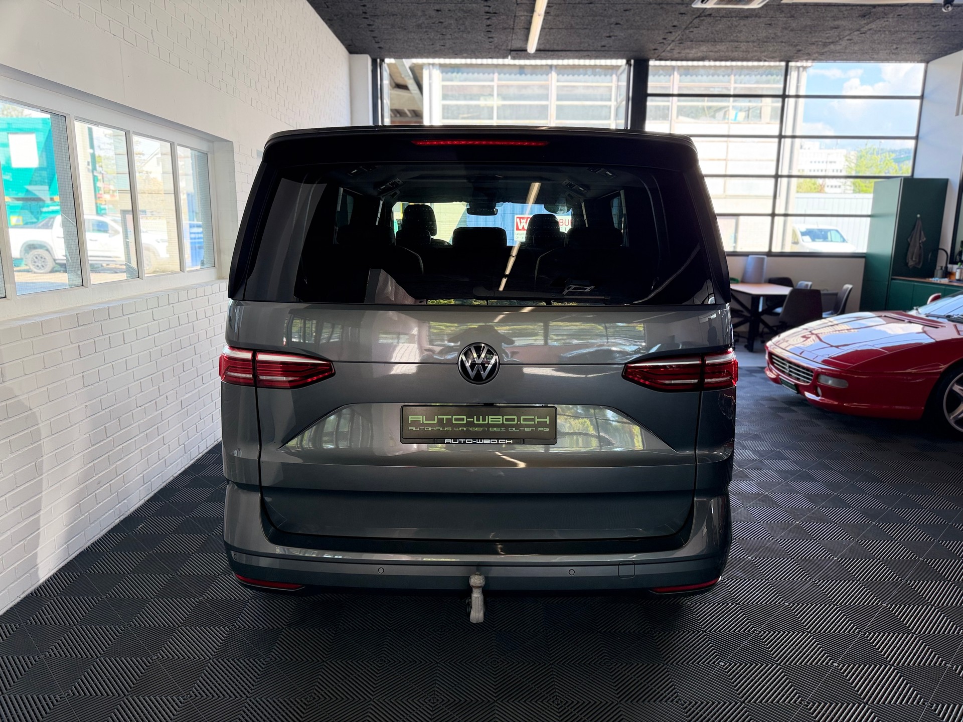 VW Multivan 2.0 TDI DSG-image-3