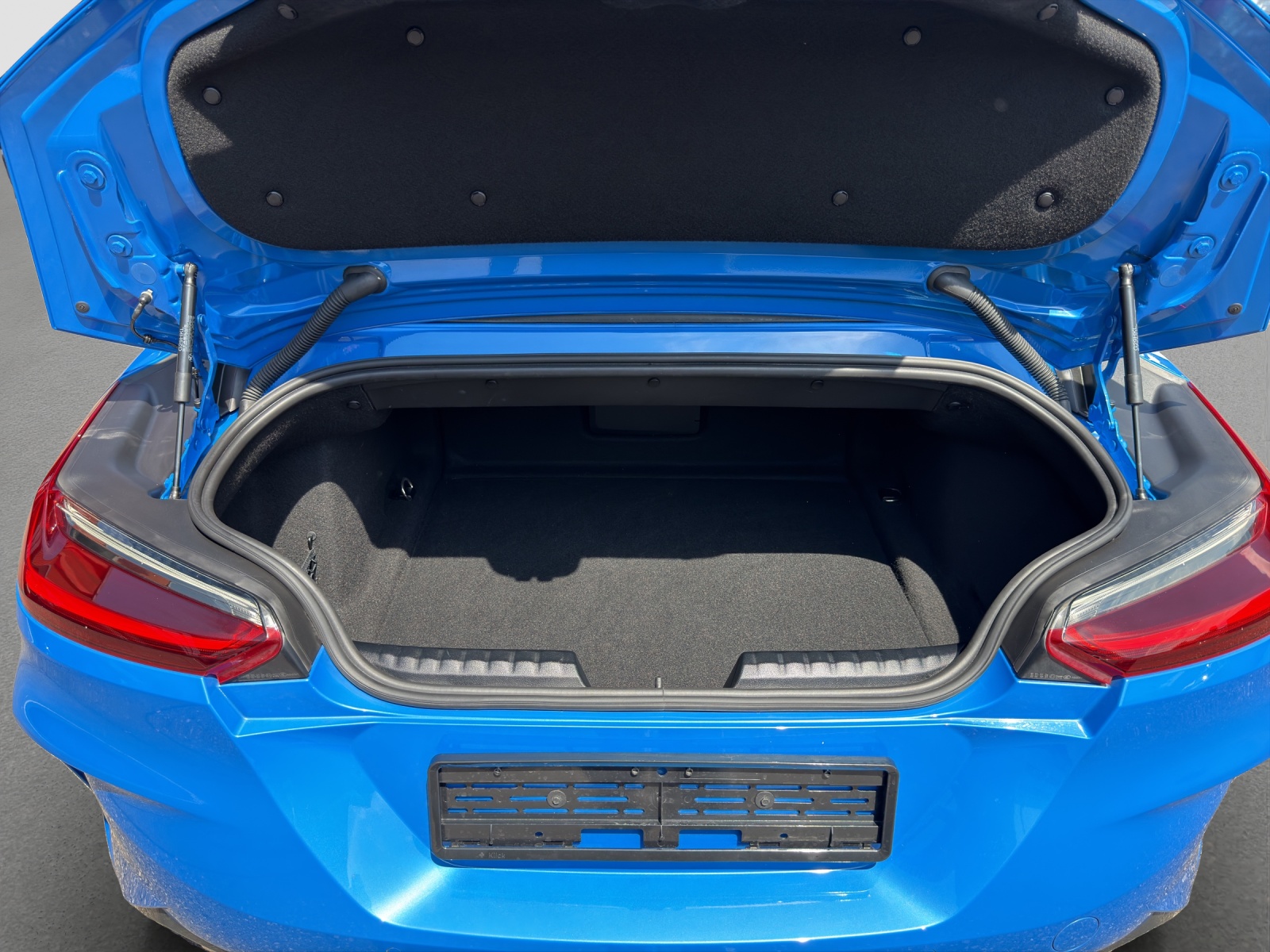 BMW Z4 sDrive 20i M Sport Steptronic-image-11