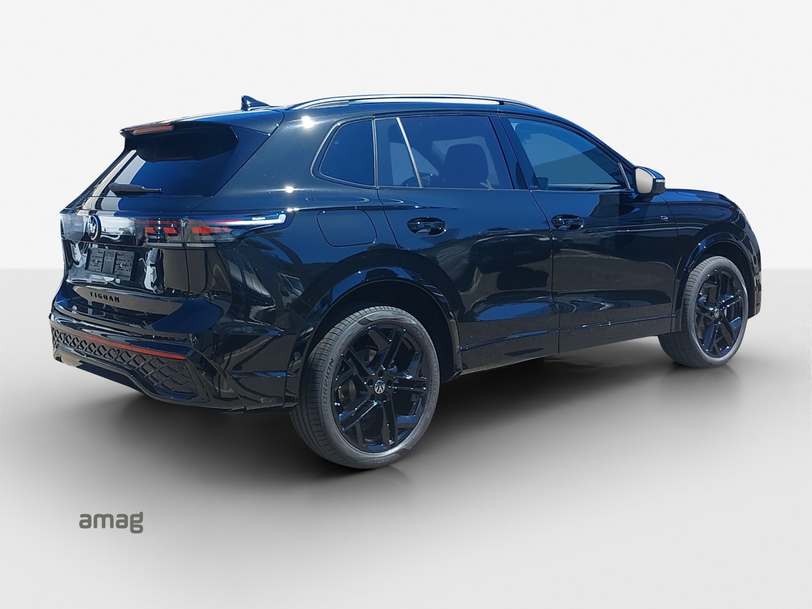 VW Tiguan 2.0 TSI DSG R-Line 4Motion-image-4