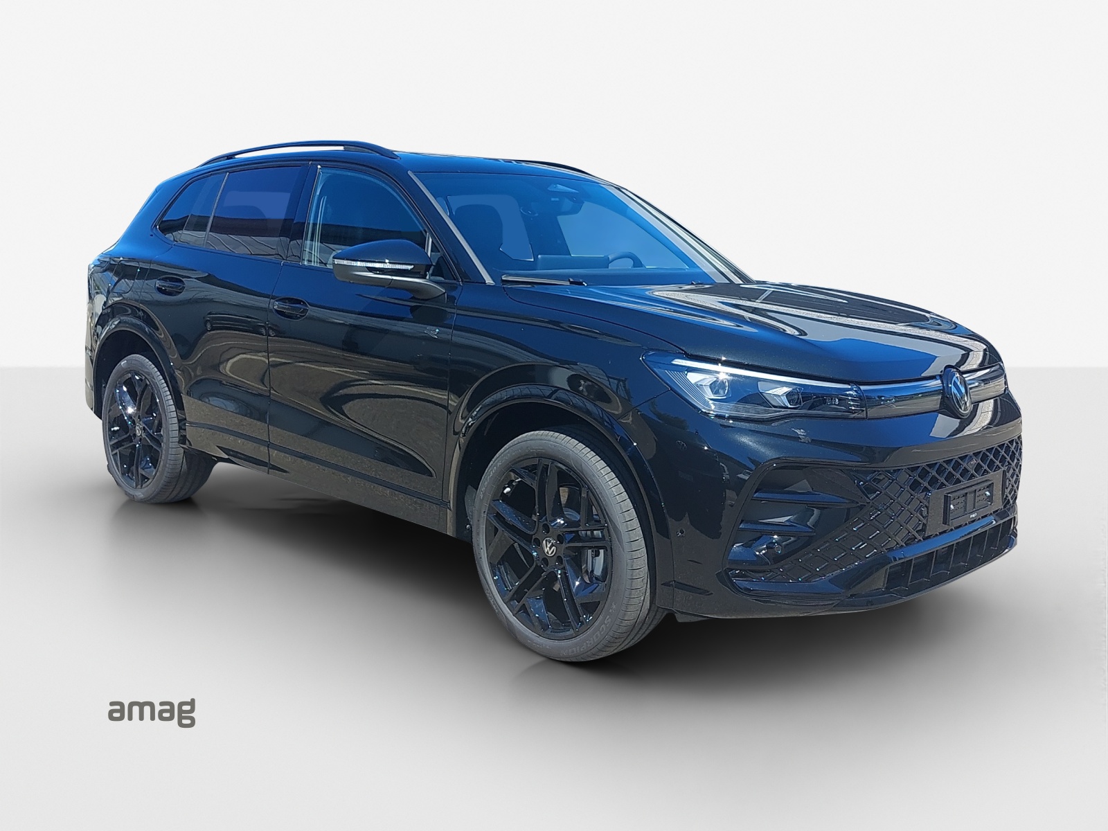 VW Tiguan 2.0 TSI DSG R-Line 4Motion-image-5