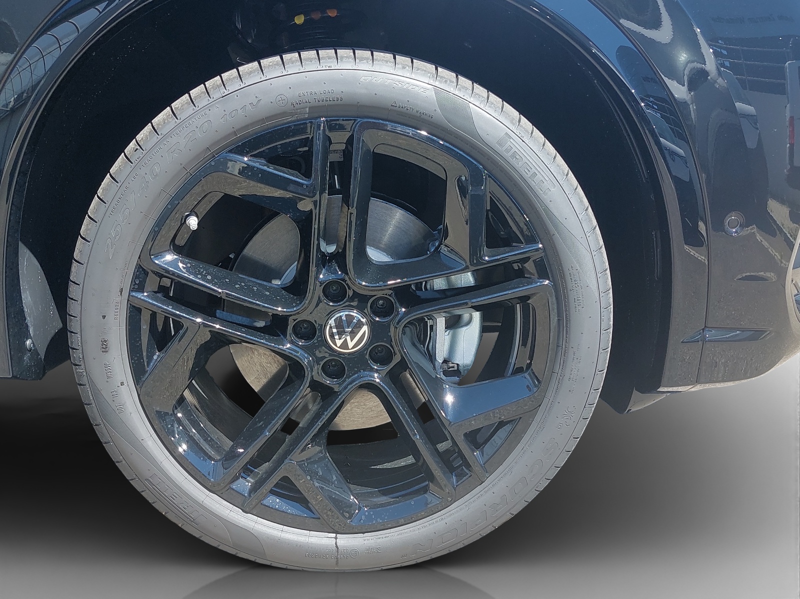 VW Tiguan 2.0 TSI DSG R-Line 4Motion-image-13