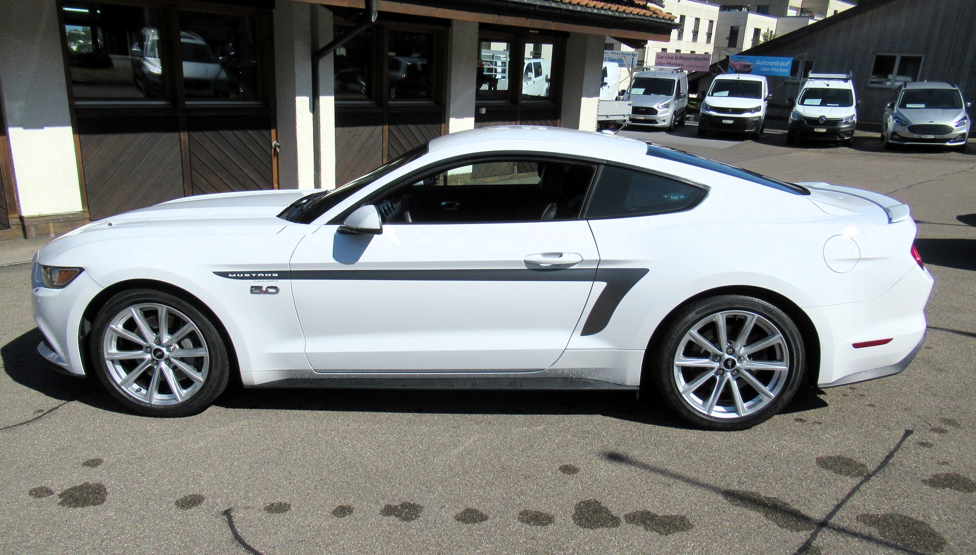 FORD Mustang Fastback 5.0 V8 GT-image-3