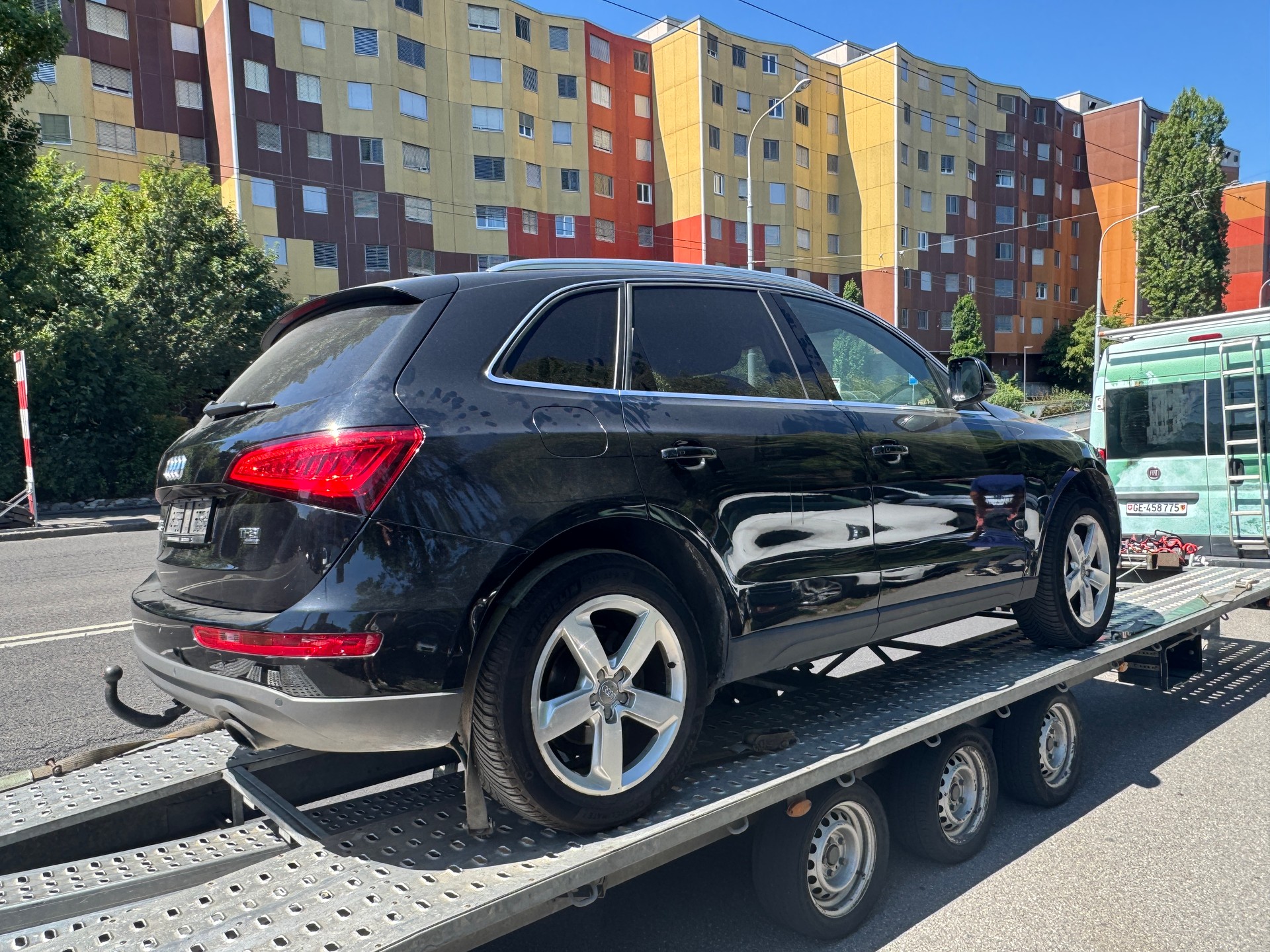 AUDI Q5 2.0 TFSI quattro tiptronic-image-5