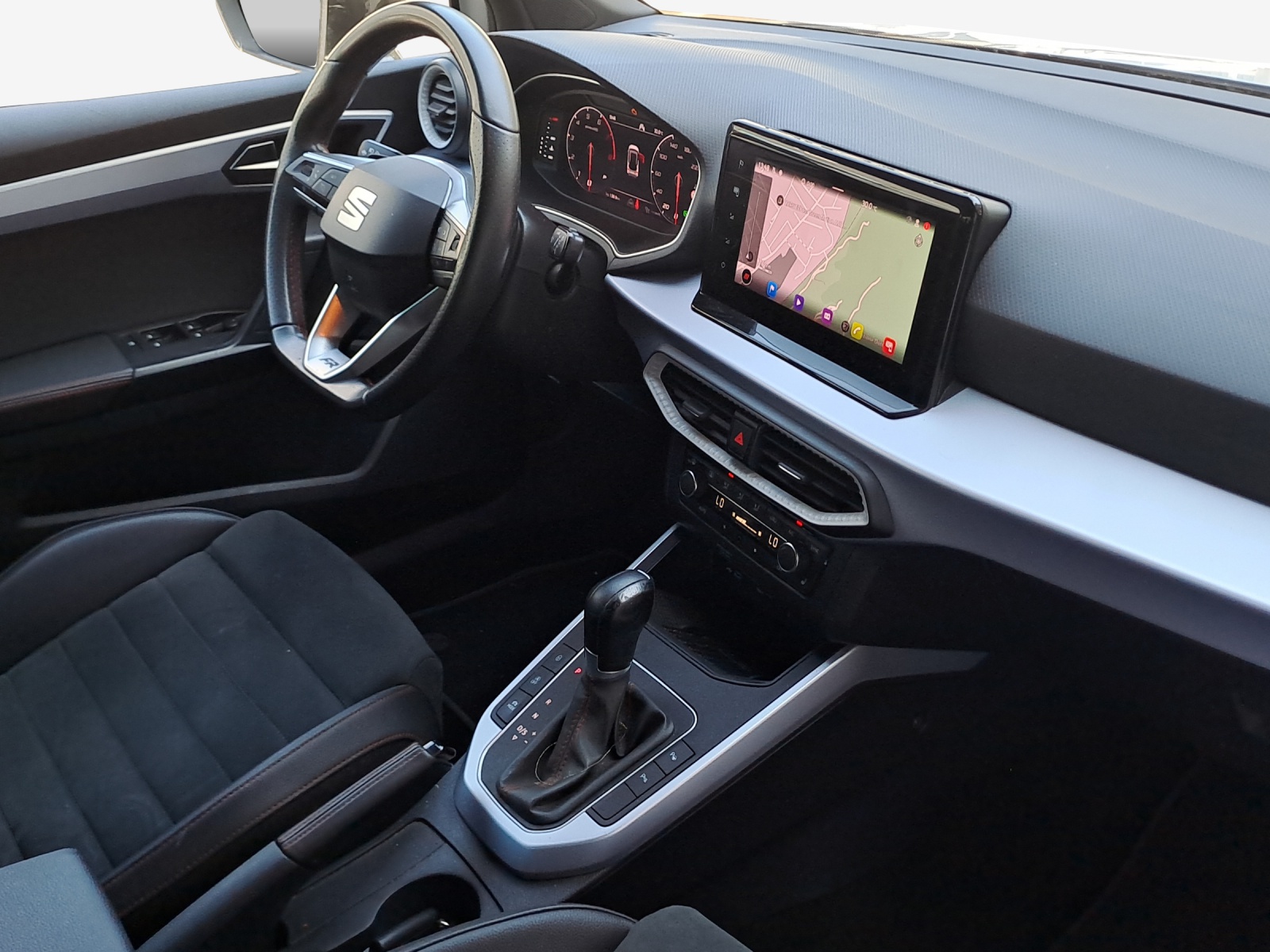 SEAT Arona 1.0 TSI Eco Hola FR DSG-image-14