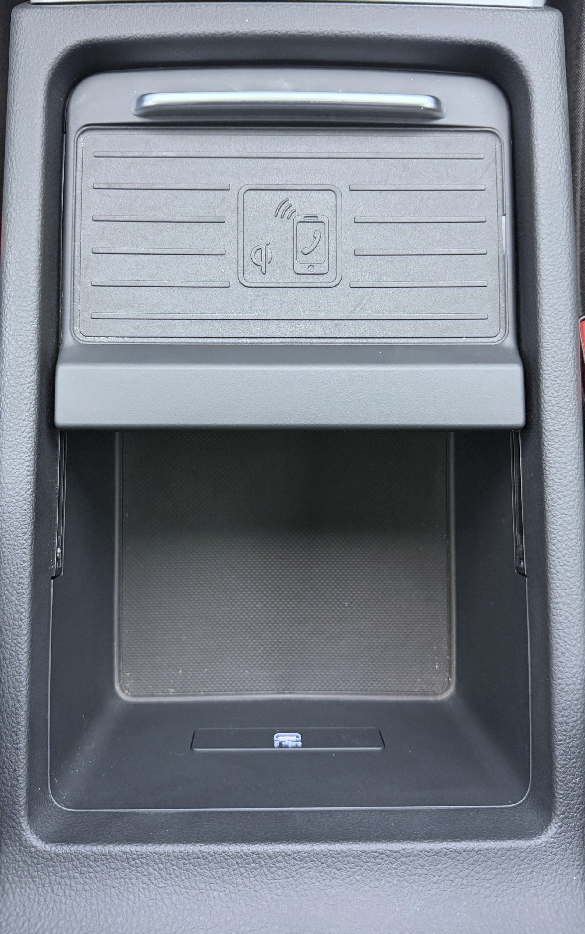 AUDI Q5 40 TDI quattro S-tronic-image-11