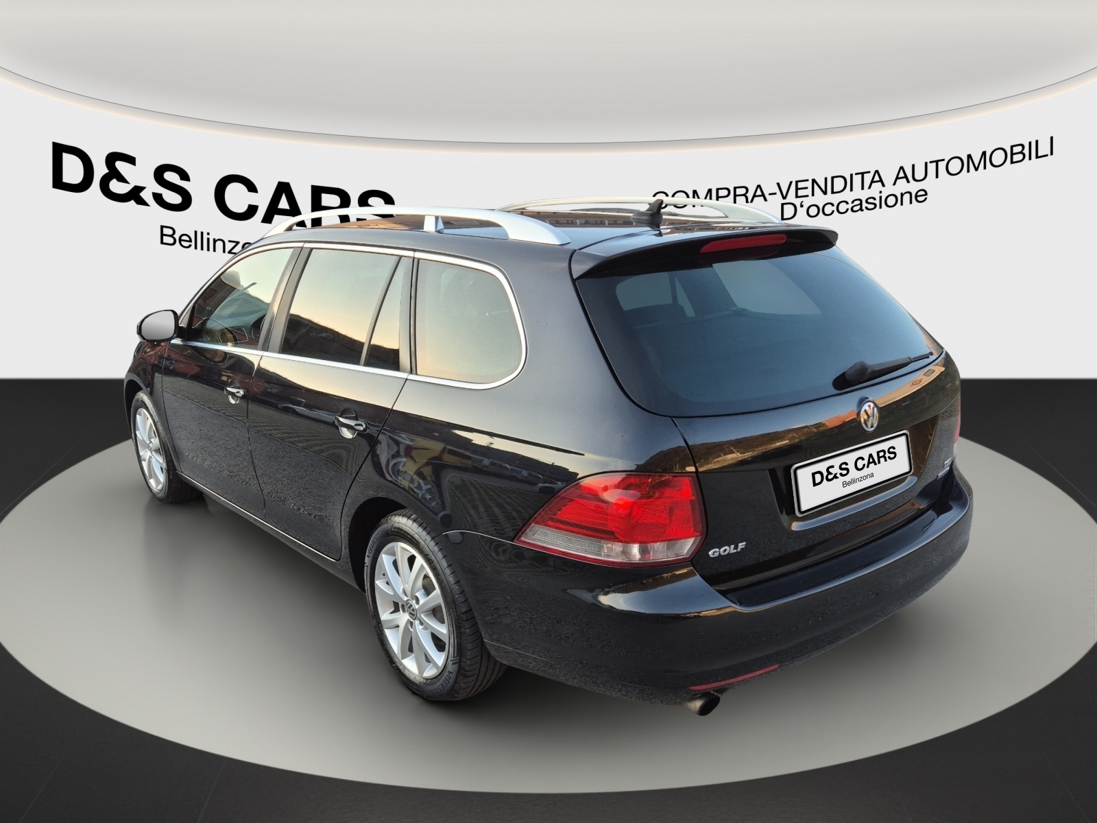 VW Golf Variant 1.2 TSI BlueMotion Technology Team-image-3