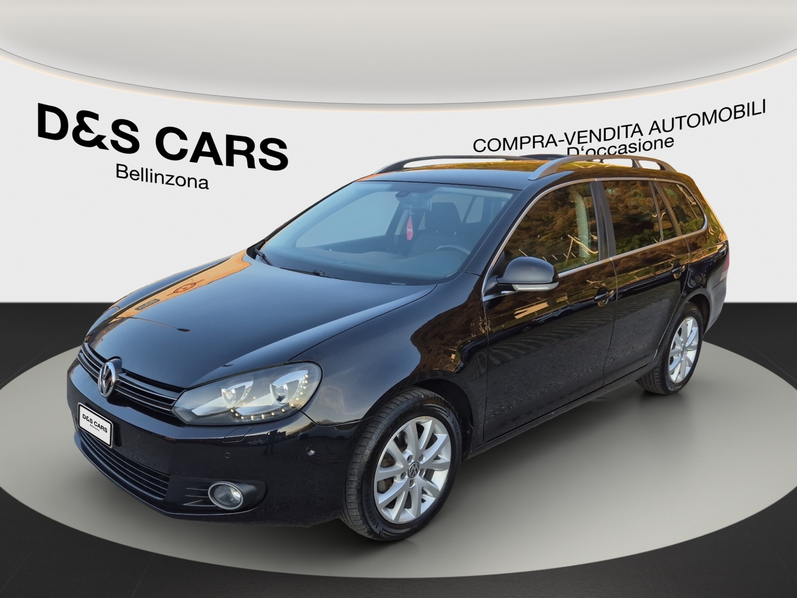 VW Golf Variant 1.2 TSI BlueMotion Technology Team-image-0