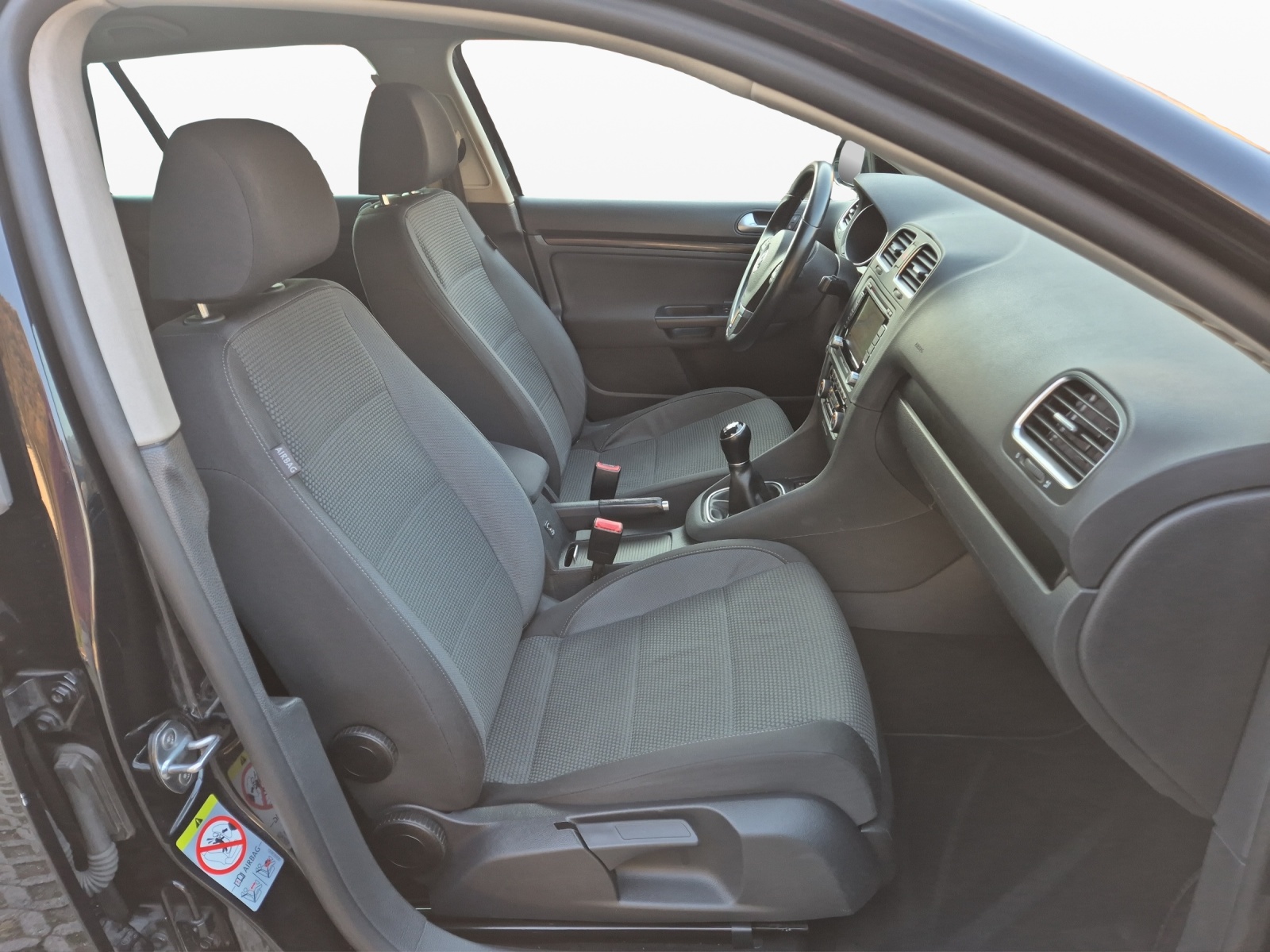 VW Golf Variant 1.2 TSI BlueMotion Technology Team-image-14