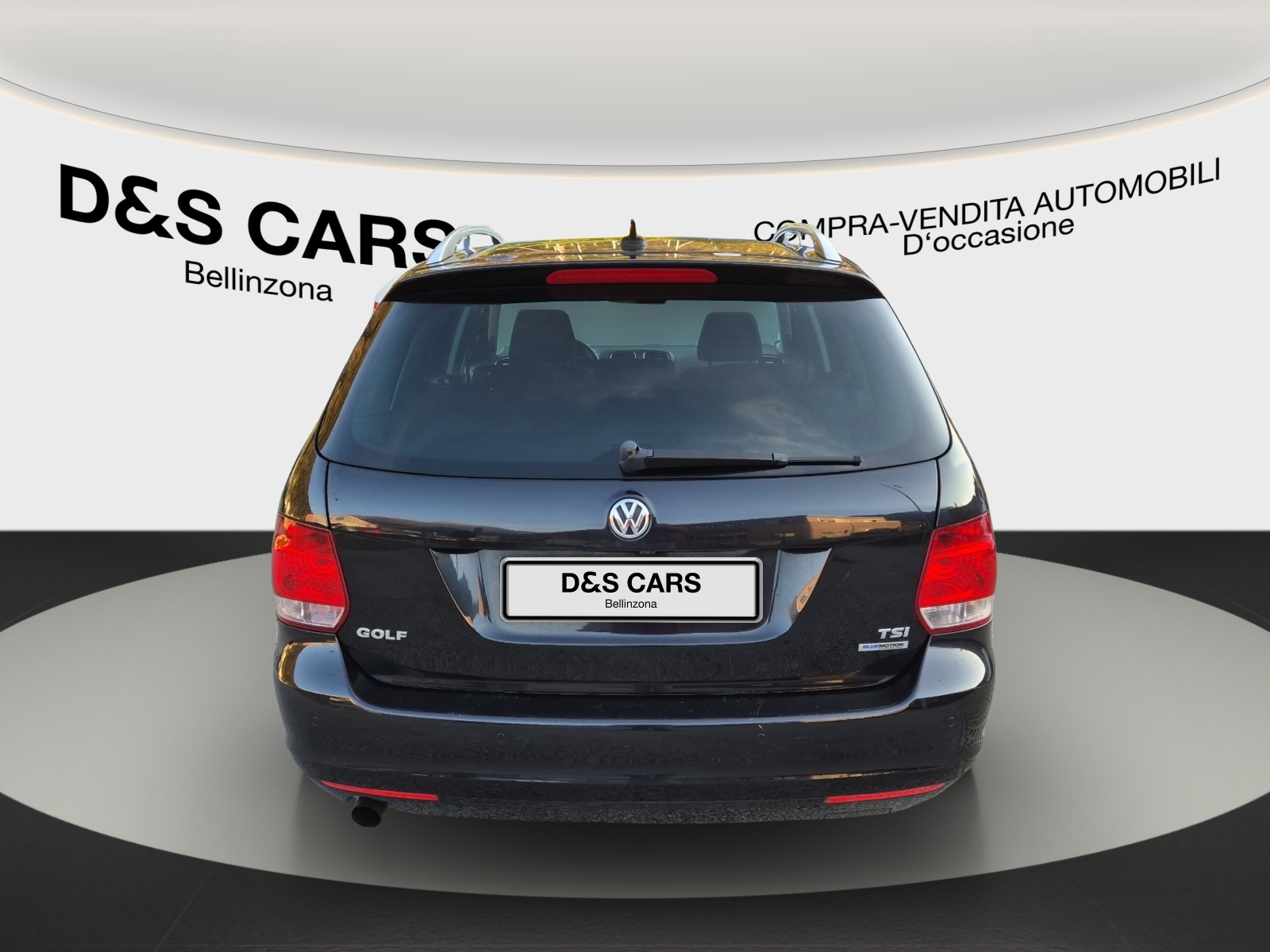 VW Golf Variant 1.2 TSI BlueMotion Technology Team-image-4